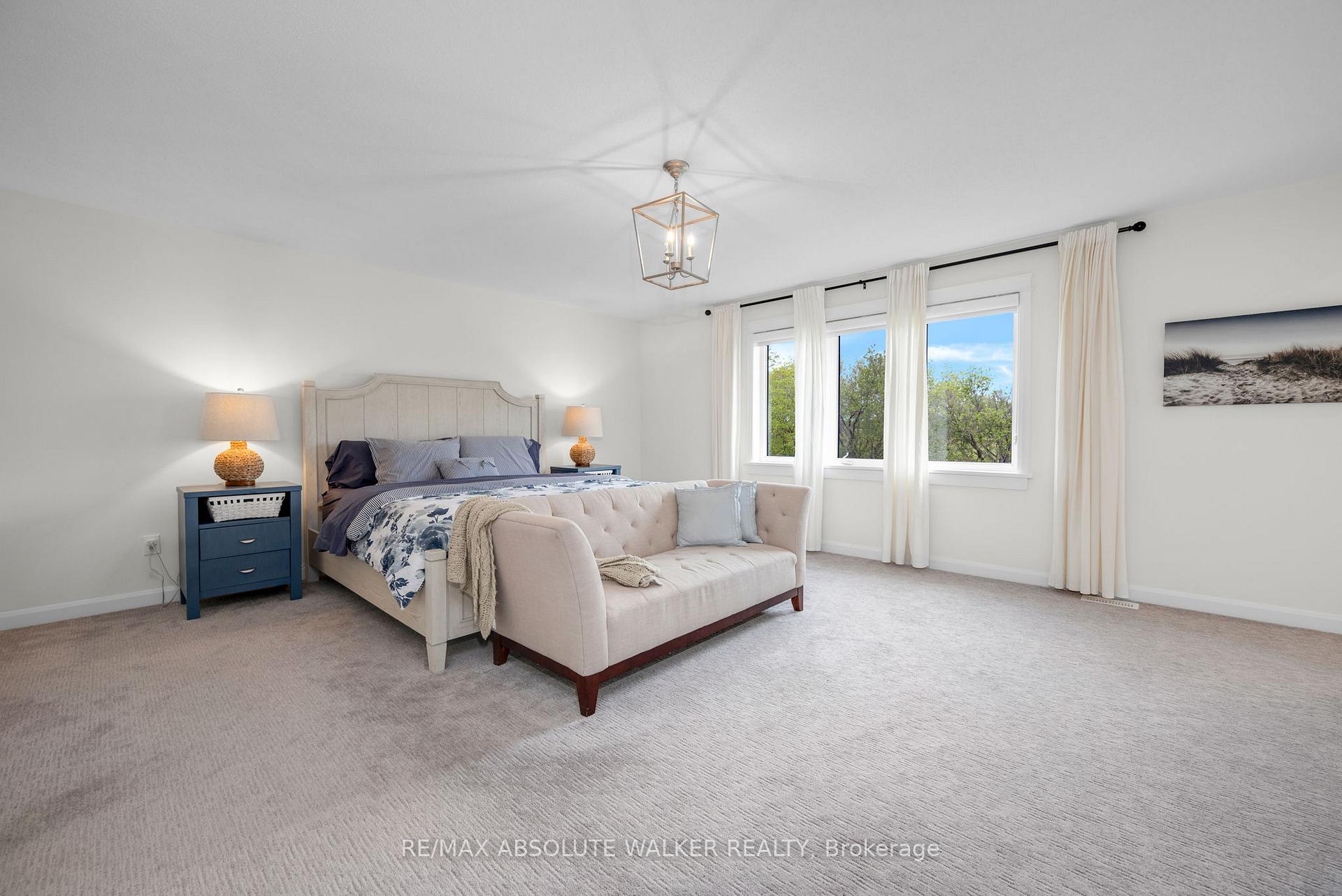 Photo 21 of 27 Eramosa Crescent, Ottawa, Kanata - Kanata Lakes/Heritage Hills — HOMEH