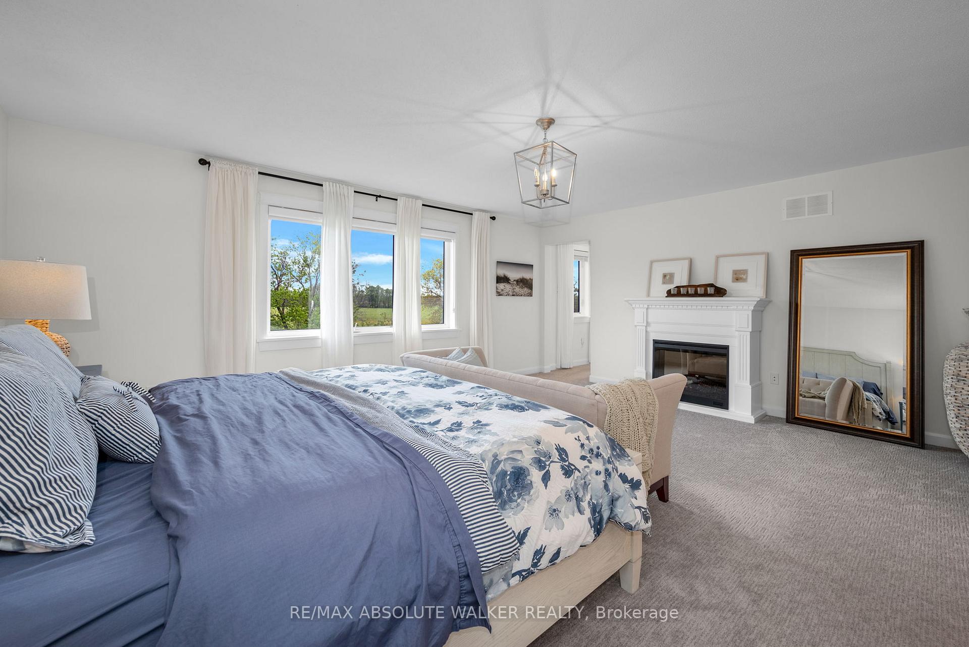 Photo 23 of 27 Eramosa Crescent, Ottawa, Kanata - Kanata Lakes/Heritage Hills — HOMEH