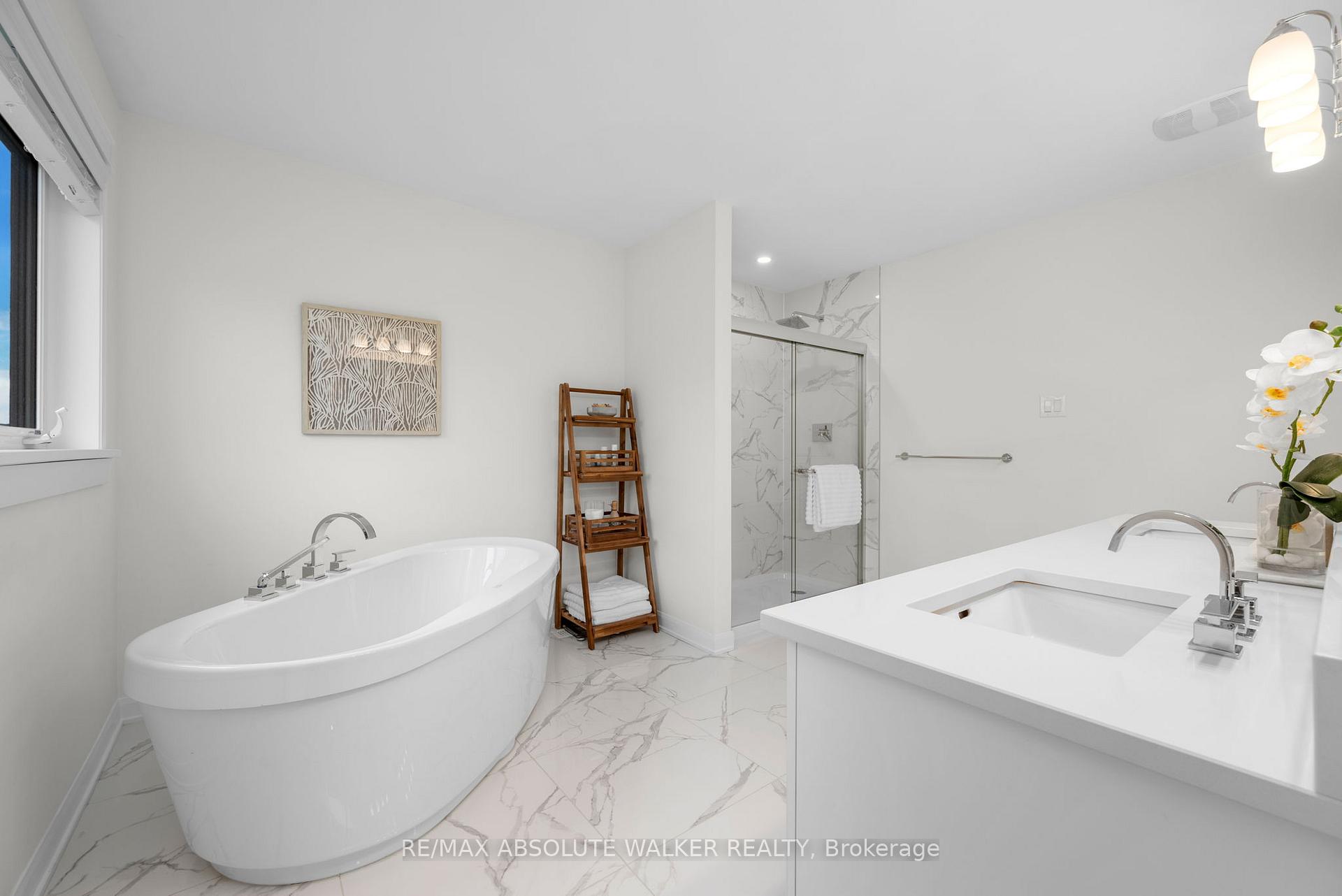 Photo 24 of 27 Eramosa Crescent, Ottawa, Kanata - Kanata Lakes/Heritage Hills — HOMEH