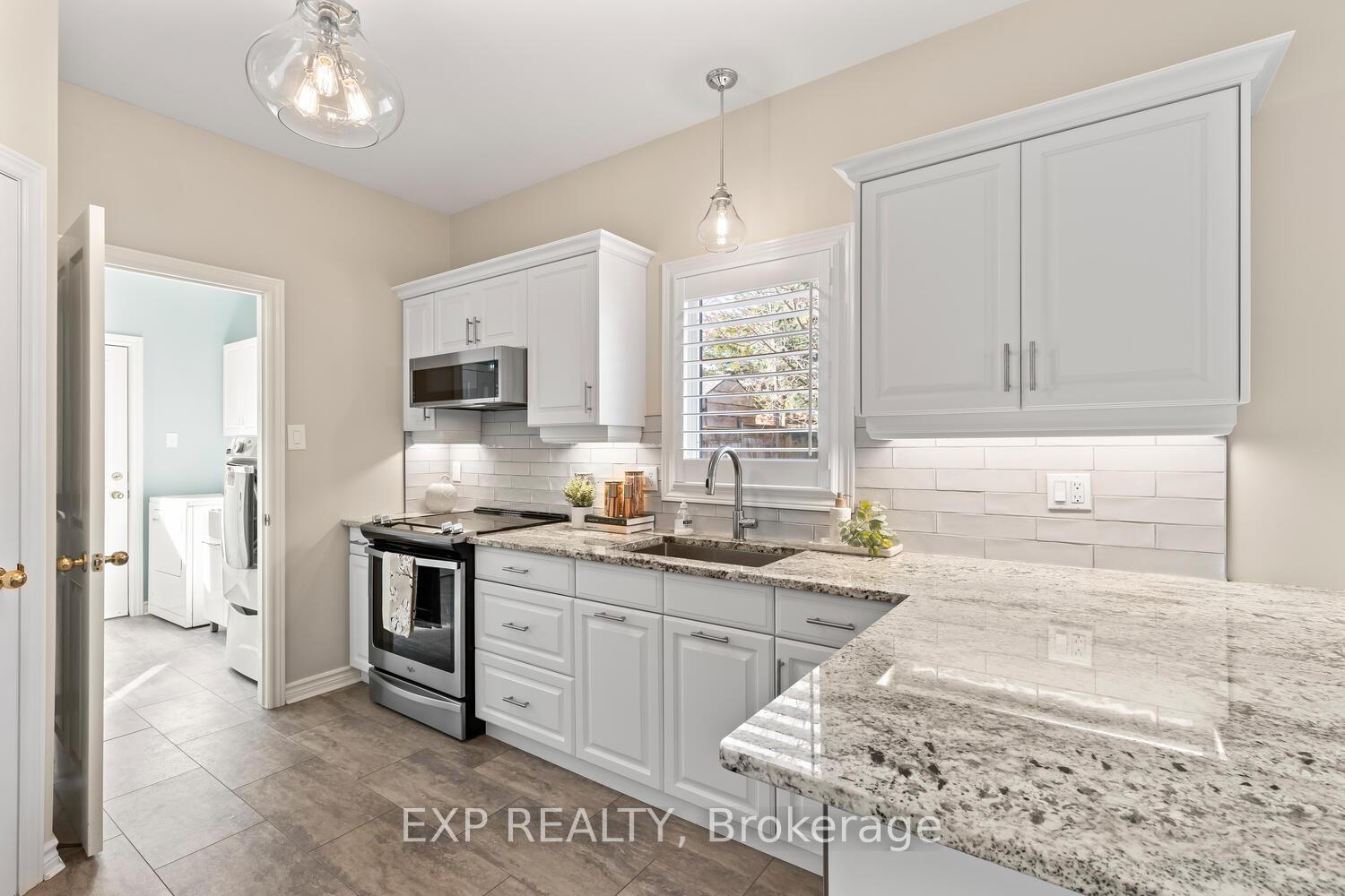 Photo 11 of 43 Stoneridge Crescent, Middlesex Centre, Ilderton — HOMEH
