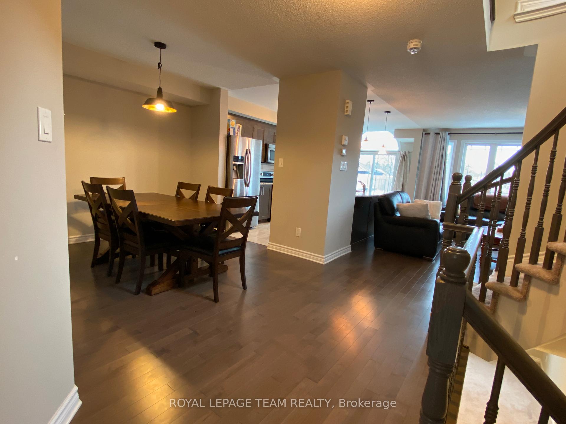 Photo 3 of 418 Barrick Hill Road, Ottawa, Kanata - Emerald Meadows/Trailwest — HOMEH