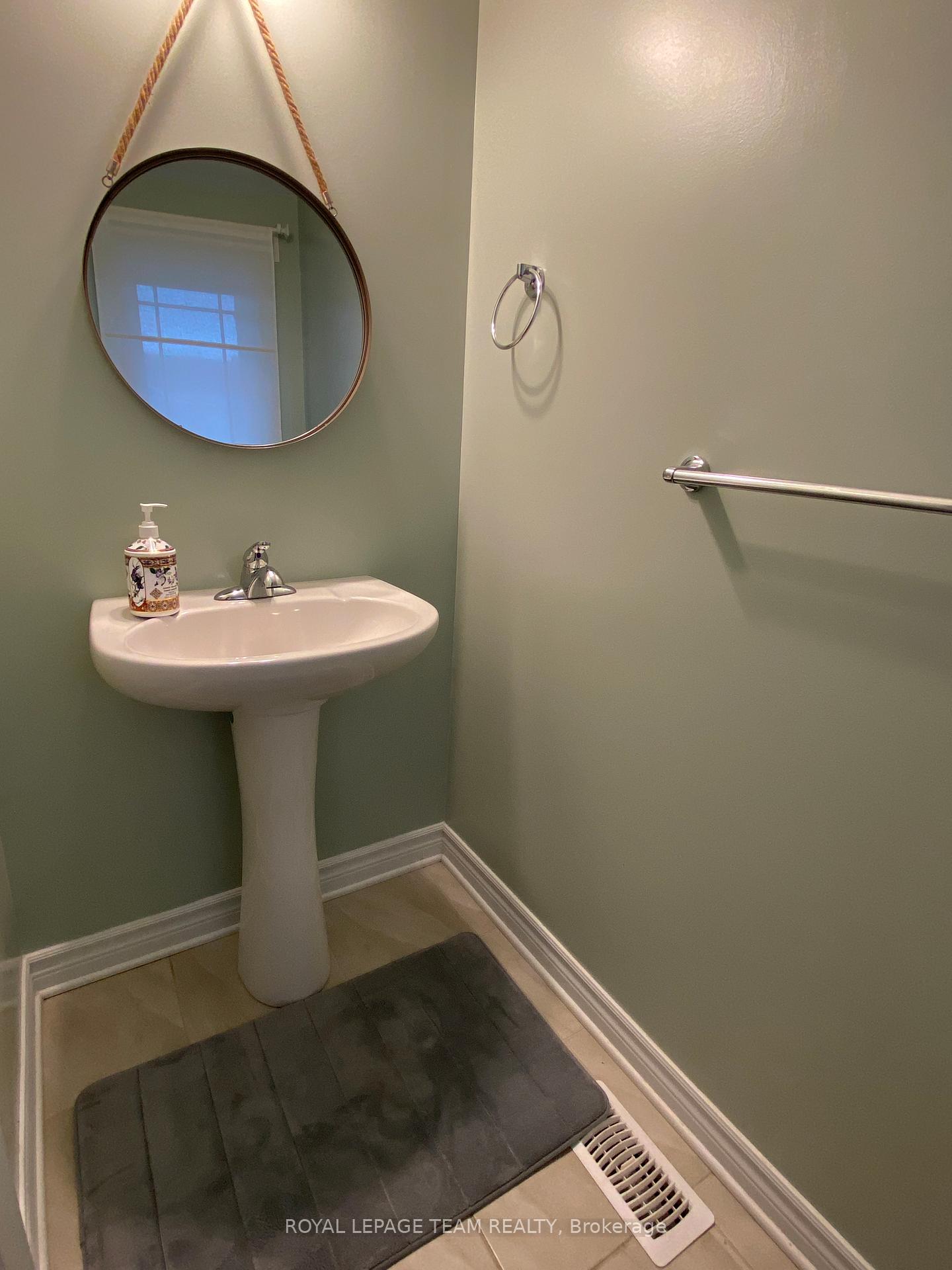 Photo 8 of 418 Barrick Hill Road, Ottawa, Kanata - Emerald Meadows/Trailwest — HOMEH