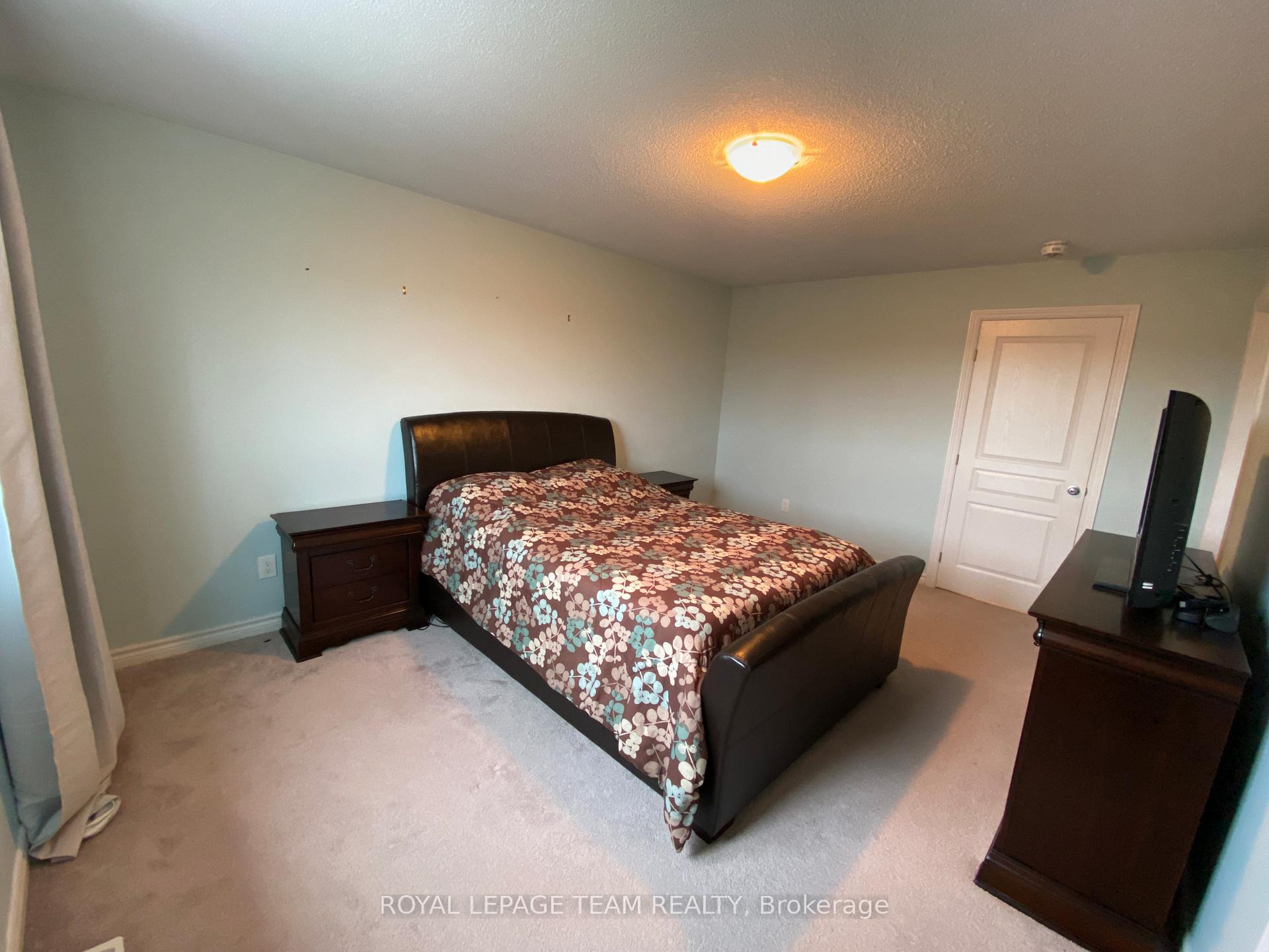 Photo 13 of 418 Barrick Hill Road, Ottawa, Kanata - Emerald Meadows/Trailwest — HOMEH