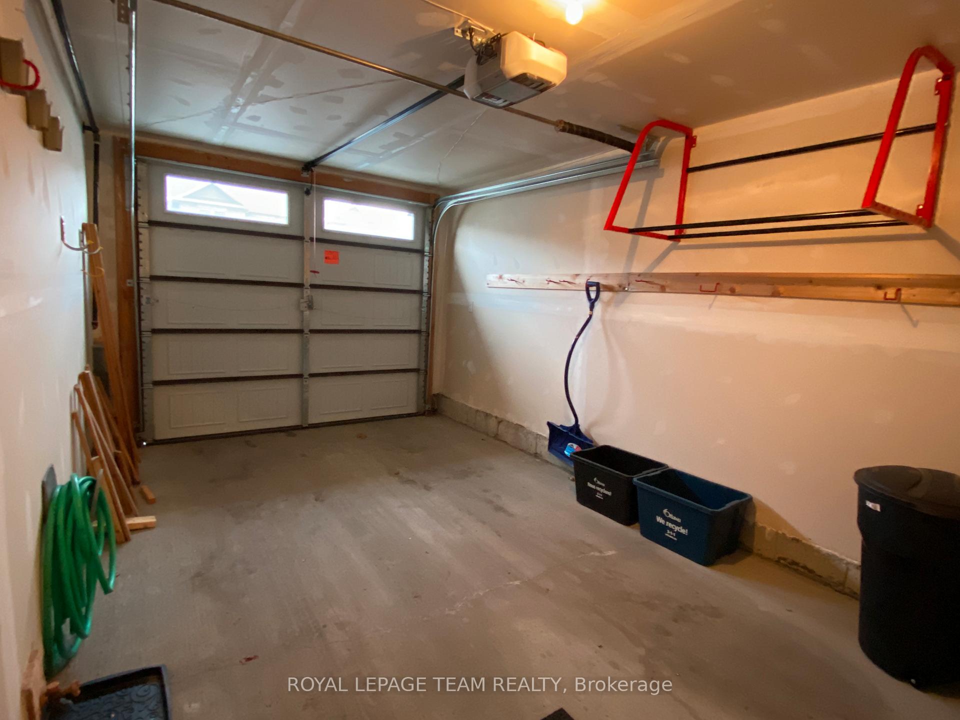 Photo 33 of 418 Barrick Hill Road, Ottawa, Kanata - Emerald Meadows/Trailwest — HOMEH