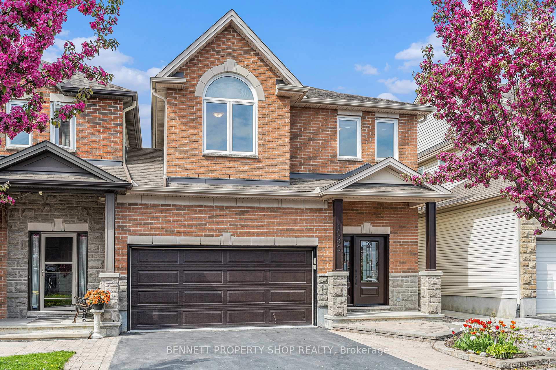 Photo 1 of 1030 Northgraves Crescent, Ottawa, Kanata - Emerald Meadows/Trailwest — HOMEH