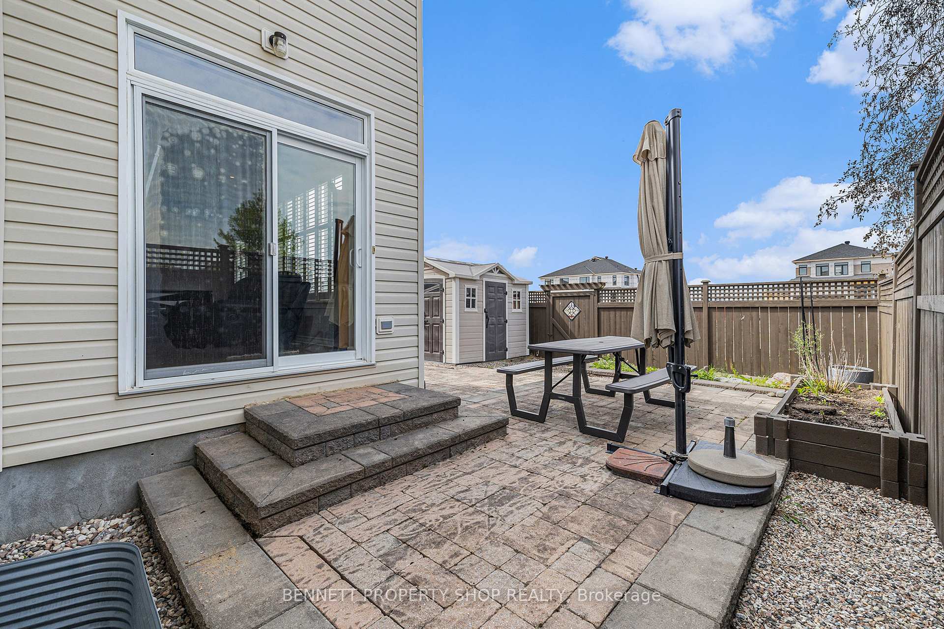 Photo 20 of 1030 Northgraves Crescent, Ottawa, Kanata - Emerald Meadows/Trailwest — HOMEH
