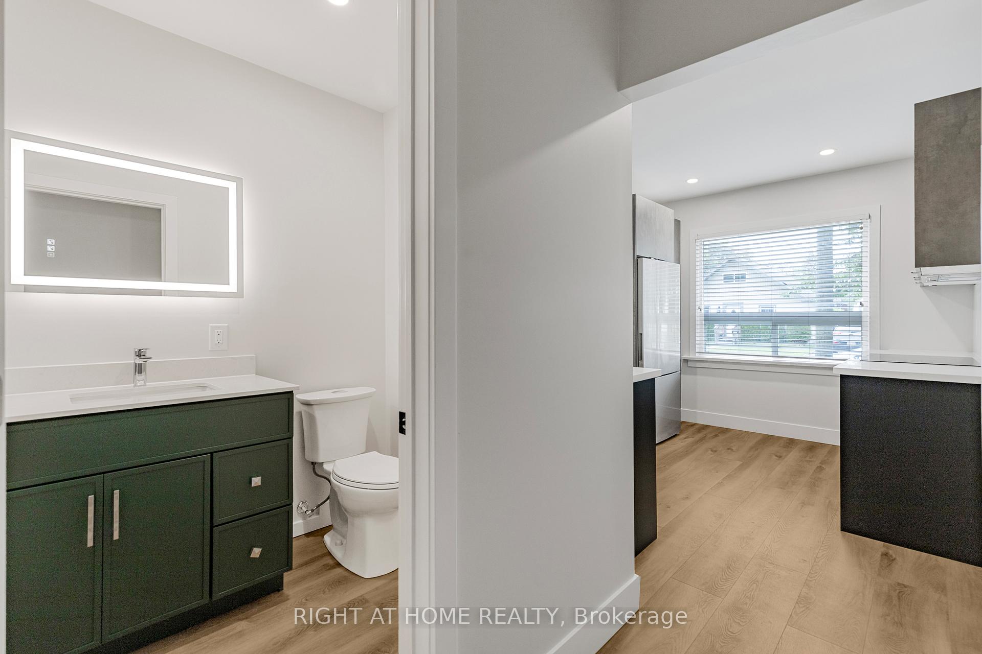 Photo 6 of Unit 2, 166 Julian Avenue, Hamilton, Normanhurst — HOMEH