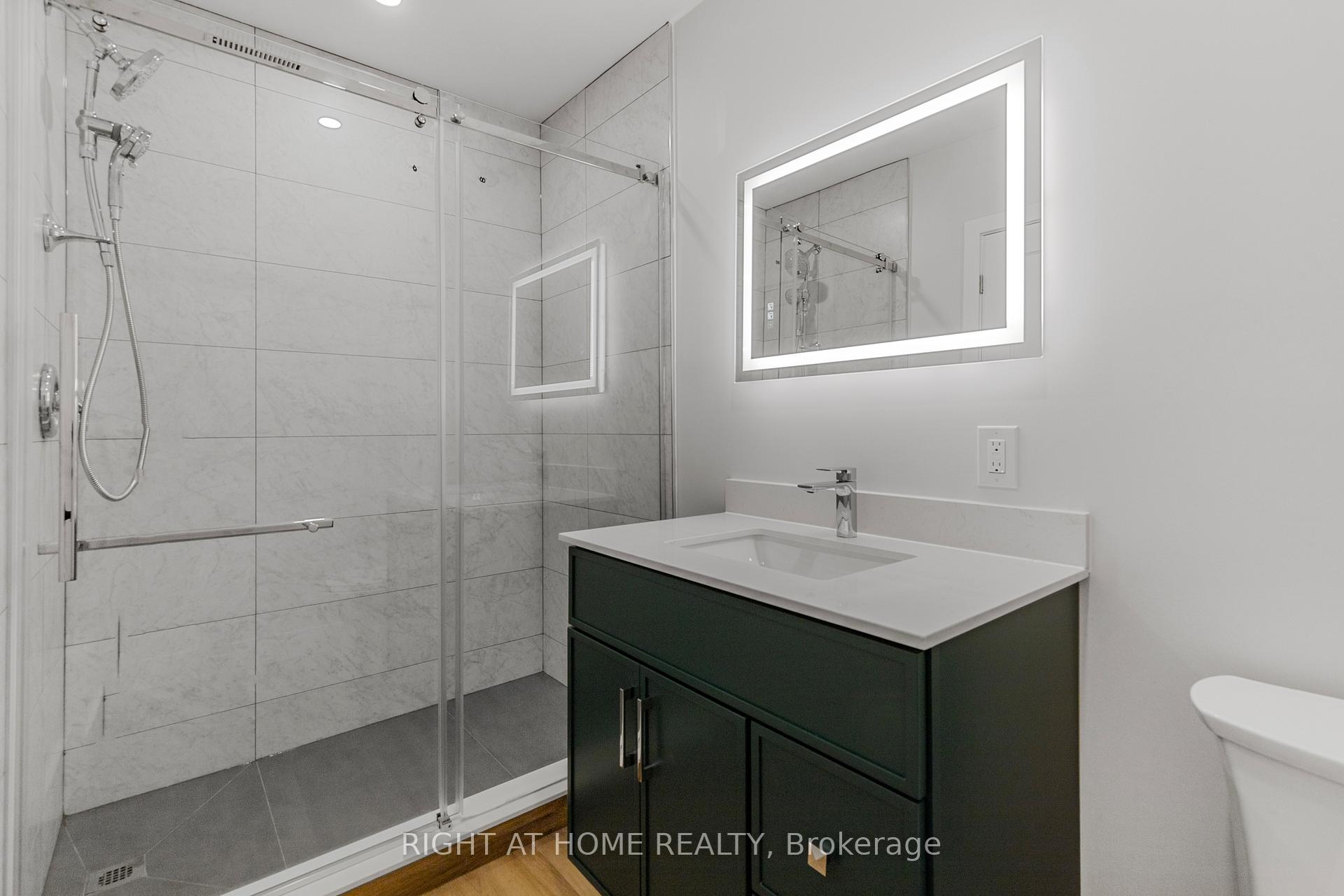 Photo 7 of Unit 2, 166 Julian Avenue, Hamilton, Normanhurst — HOMEH