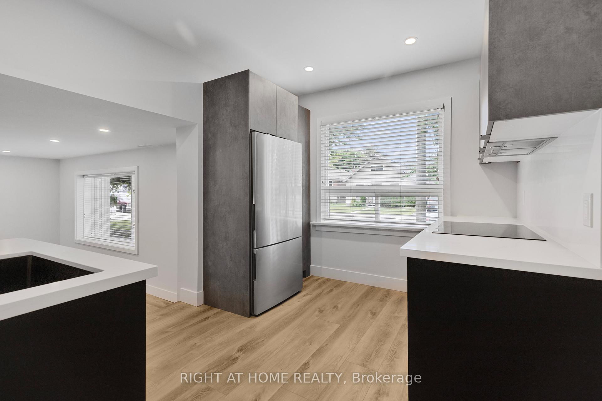 Photo 8 of Unit 2, 166 Julian Avenue, Hamilton, Normanhurst — HOMEH