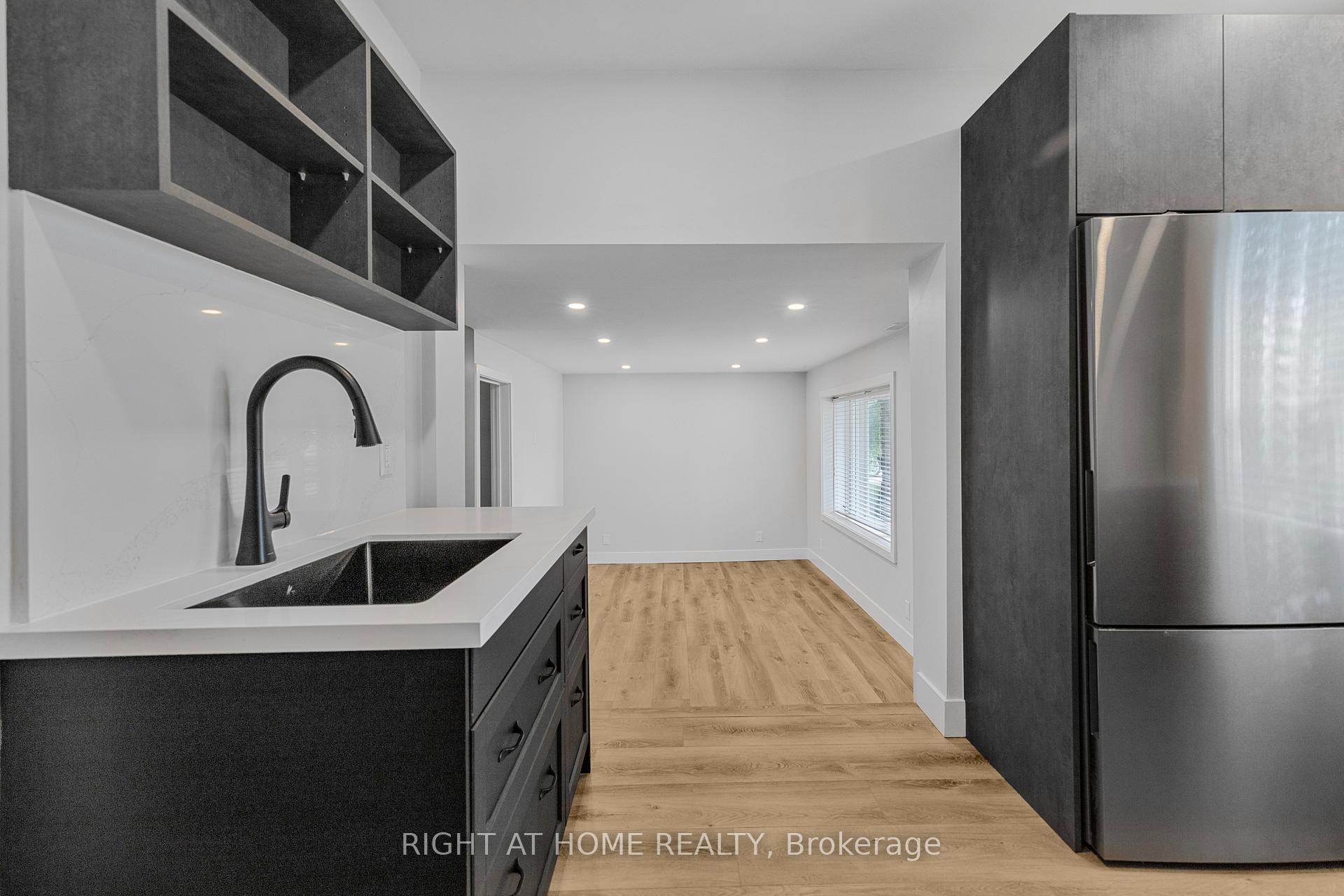Photo 10 of Unit 2, 166 Julian Avenue, Hamilton, Normanhurst — HOMEH