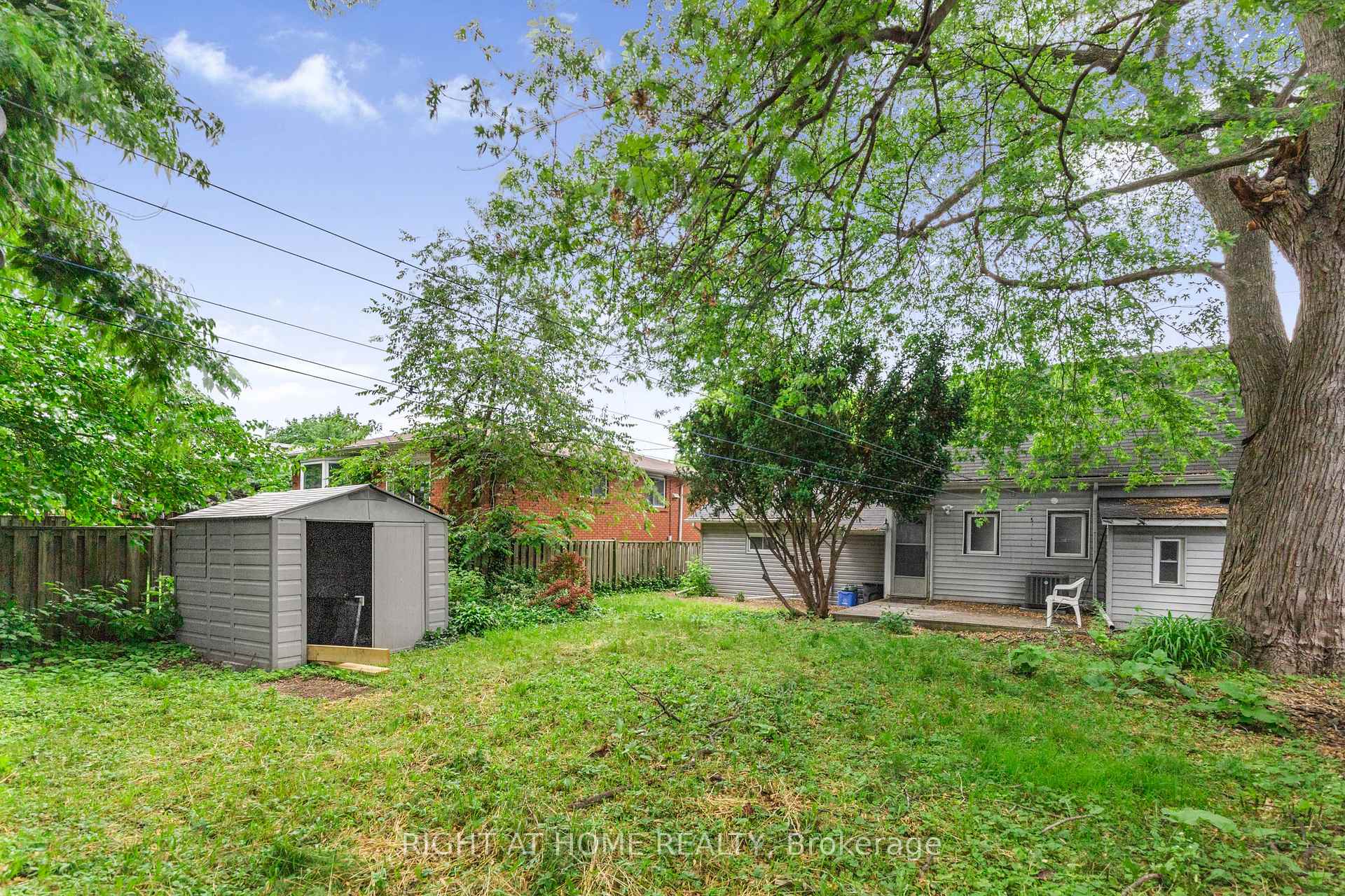 Photo 17 of Unit 2, 166 Julian Avenue, Hamilton, Normanhurst — HOMEH