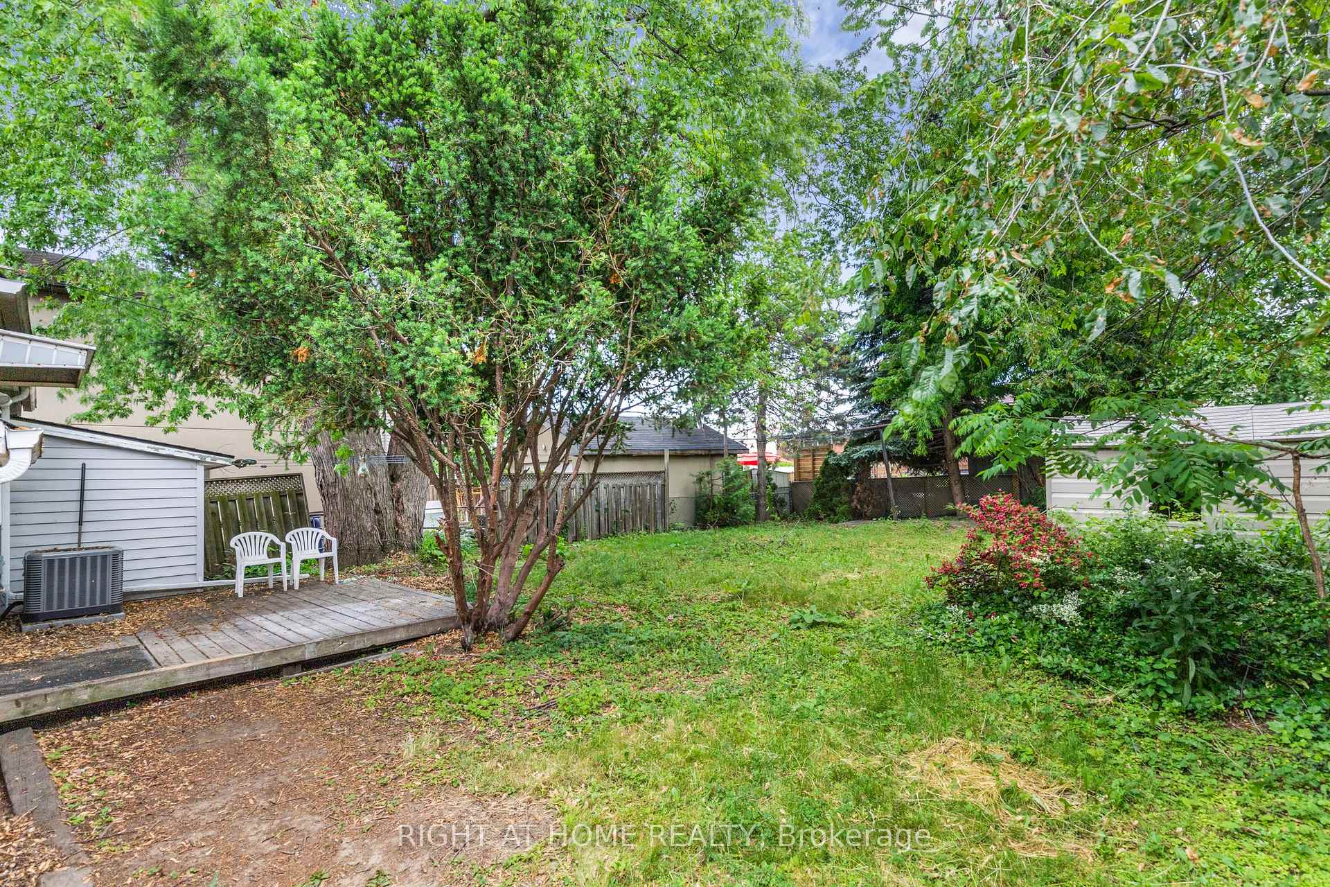 Photo 18 of Unit 2, 166 Julian Avenue, Hamilton, Normanhurst — HOMEH