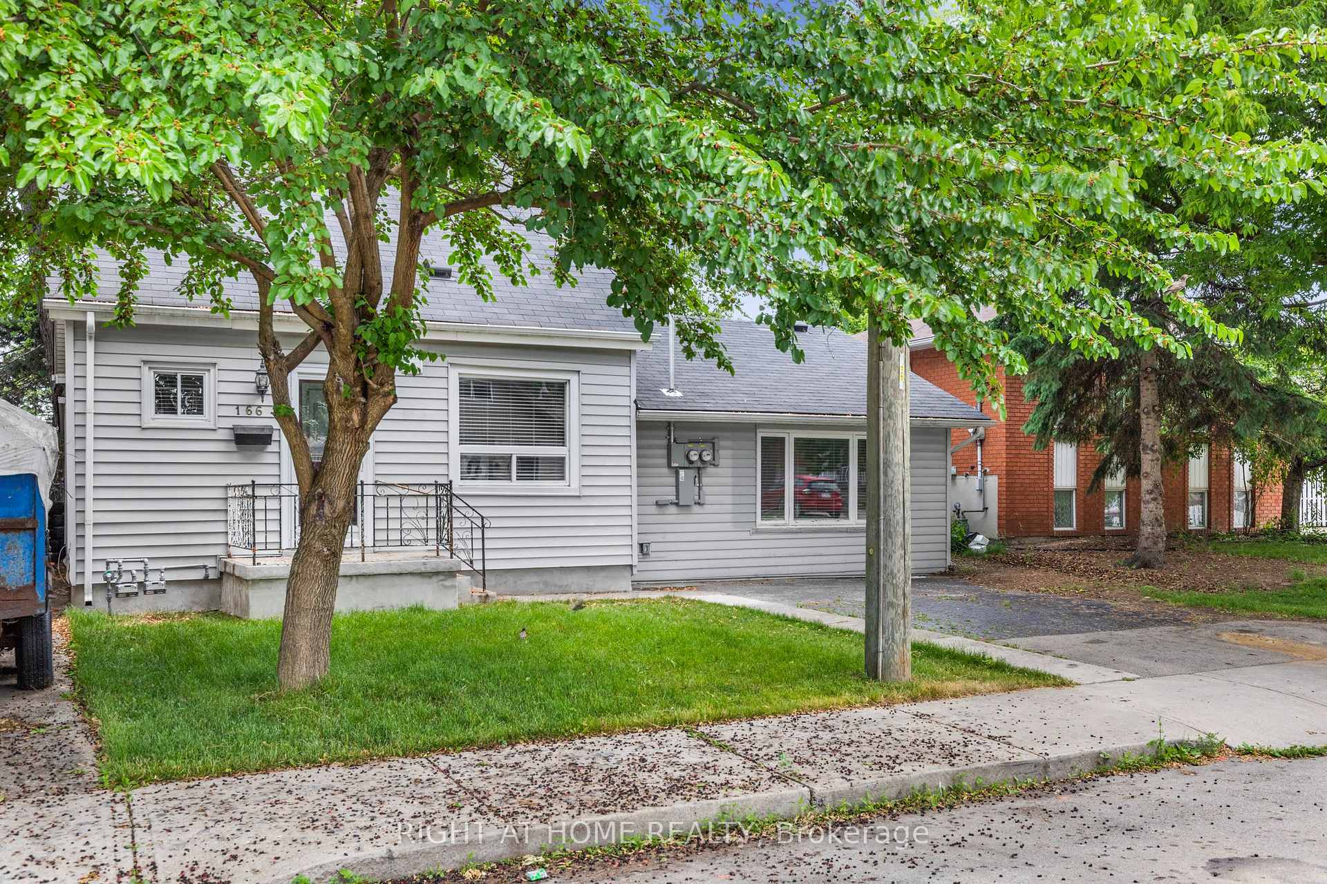 Photo 20 of Unit 2, 166 Julian Avenue, Hamilton, Normanhurst — HOMEH