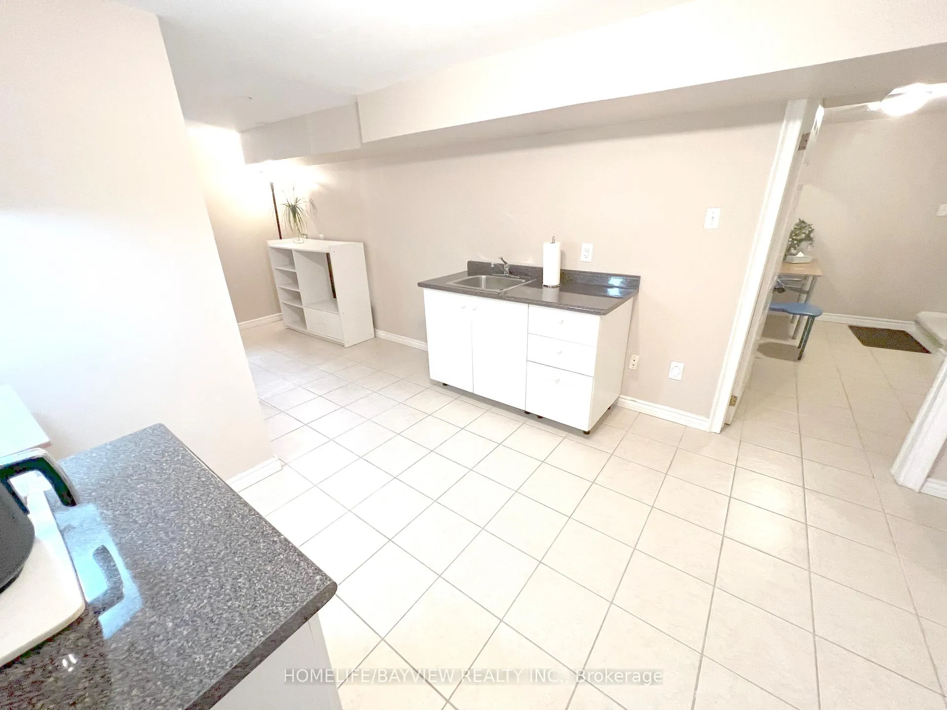 Photo 10 of Unit Lower, 9 Elm Street, Markham, Old Markham Village — HOMEH