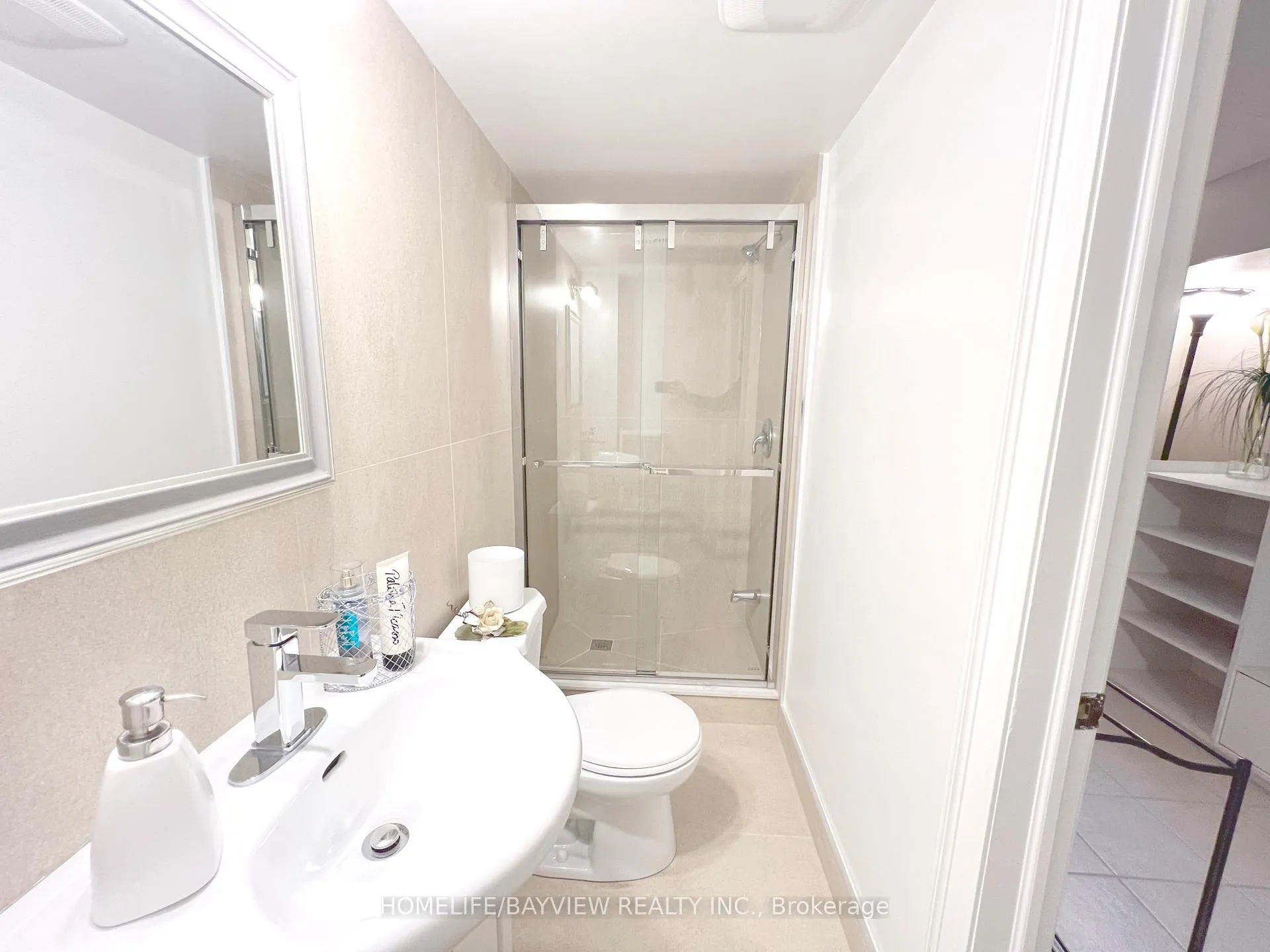 Photo 11 of Unit Lower, 9 Elm Street, Markham, Old Markham Village — HOMEH