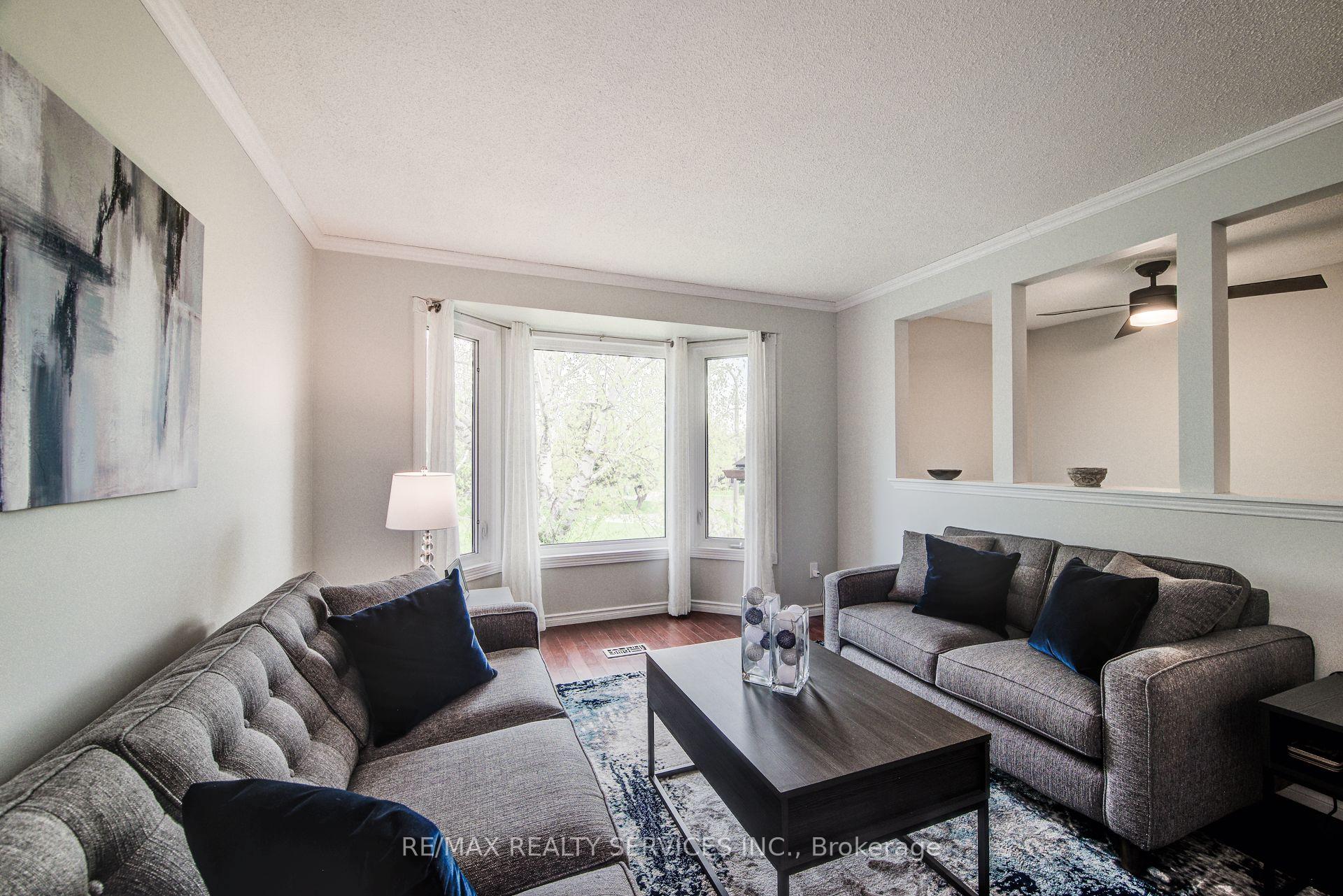 Photo 10 of 128 Albion Court, Kitchener — HOMEH