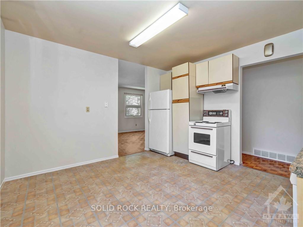 Photo 14 of 143 Rothesay Drive, Ottawa, Kanata - Glencairn/Hazeldean — HOMEH
