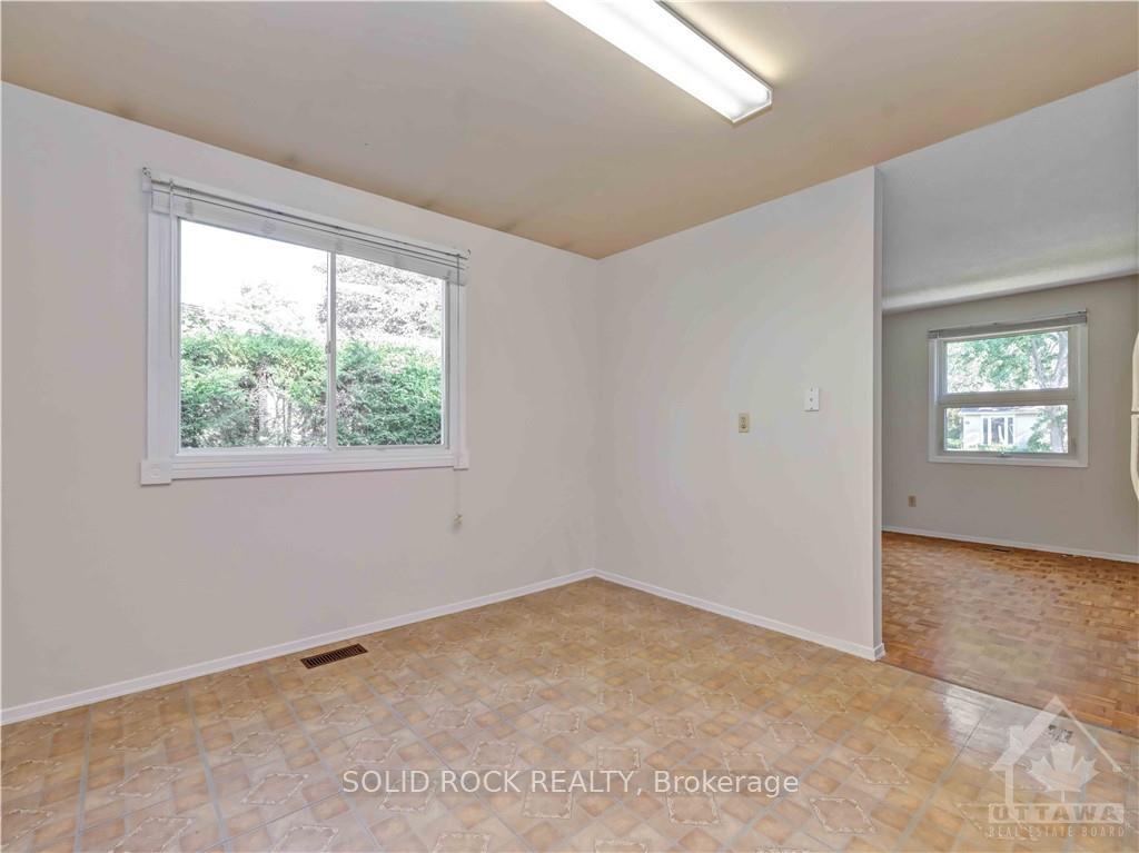 Photo 15 of 143 Rothesay Drive, Ottawa, Kanata - Glencairn/Hazeldean — HOMEH