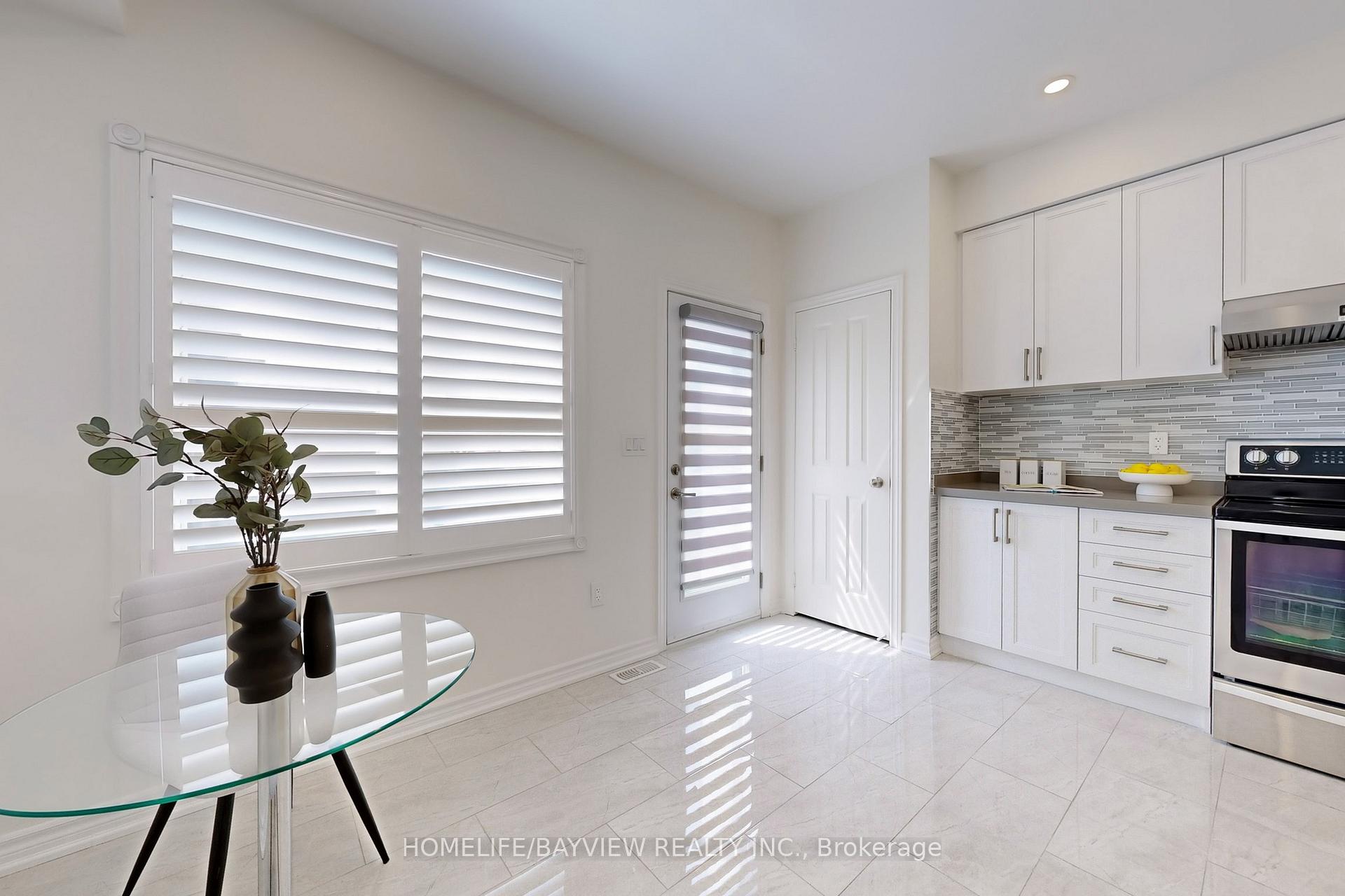 Photo 13 of 103 Bur Oak Avenue, Markham, Berczy — HOMEH