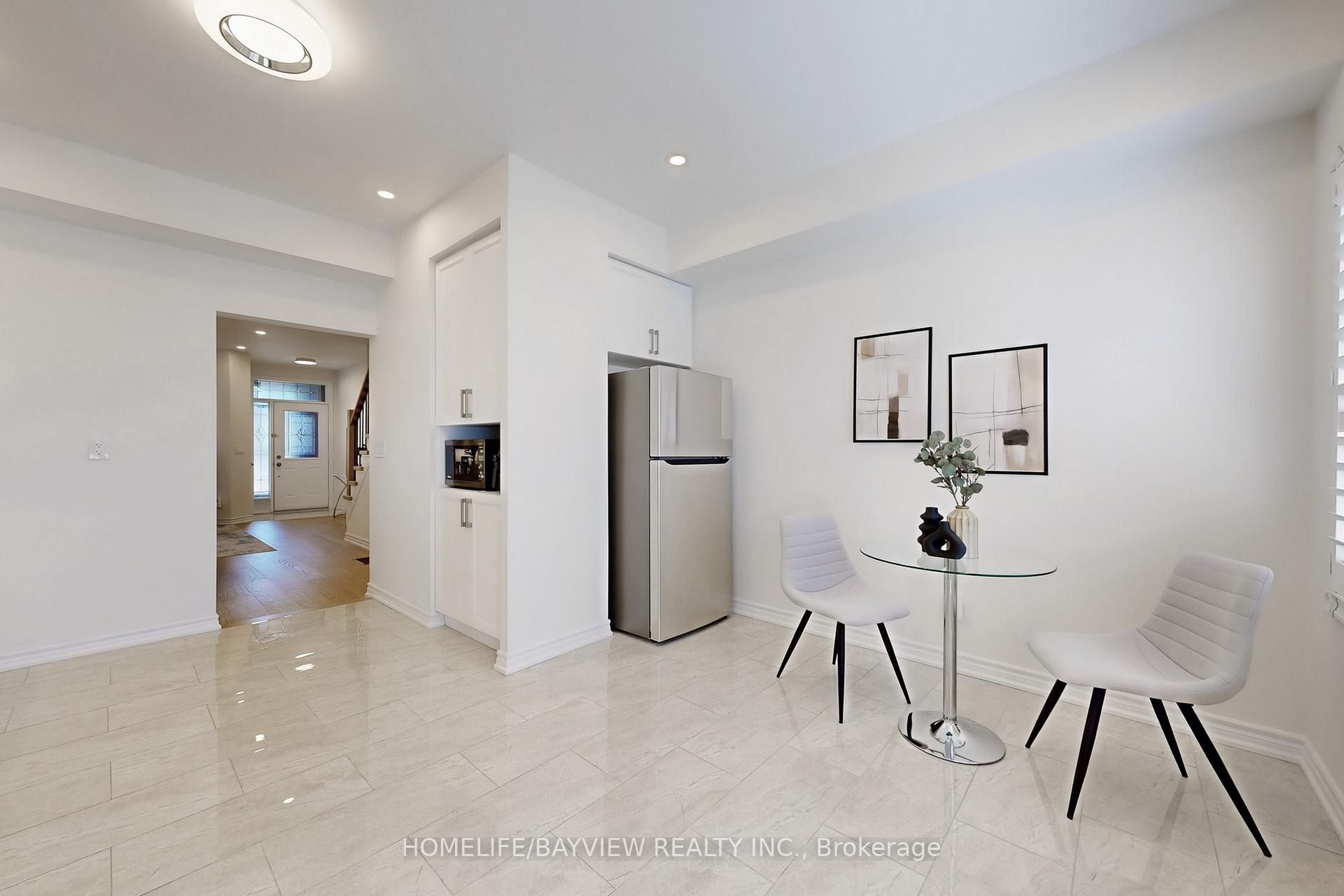 Photo 14 of 103 Bur Oak Avenue, Markham, Berczy — HOMEH