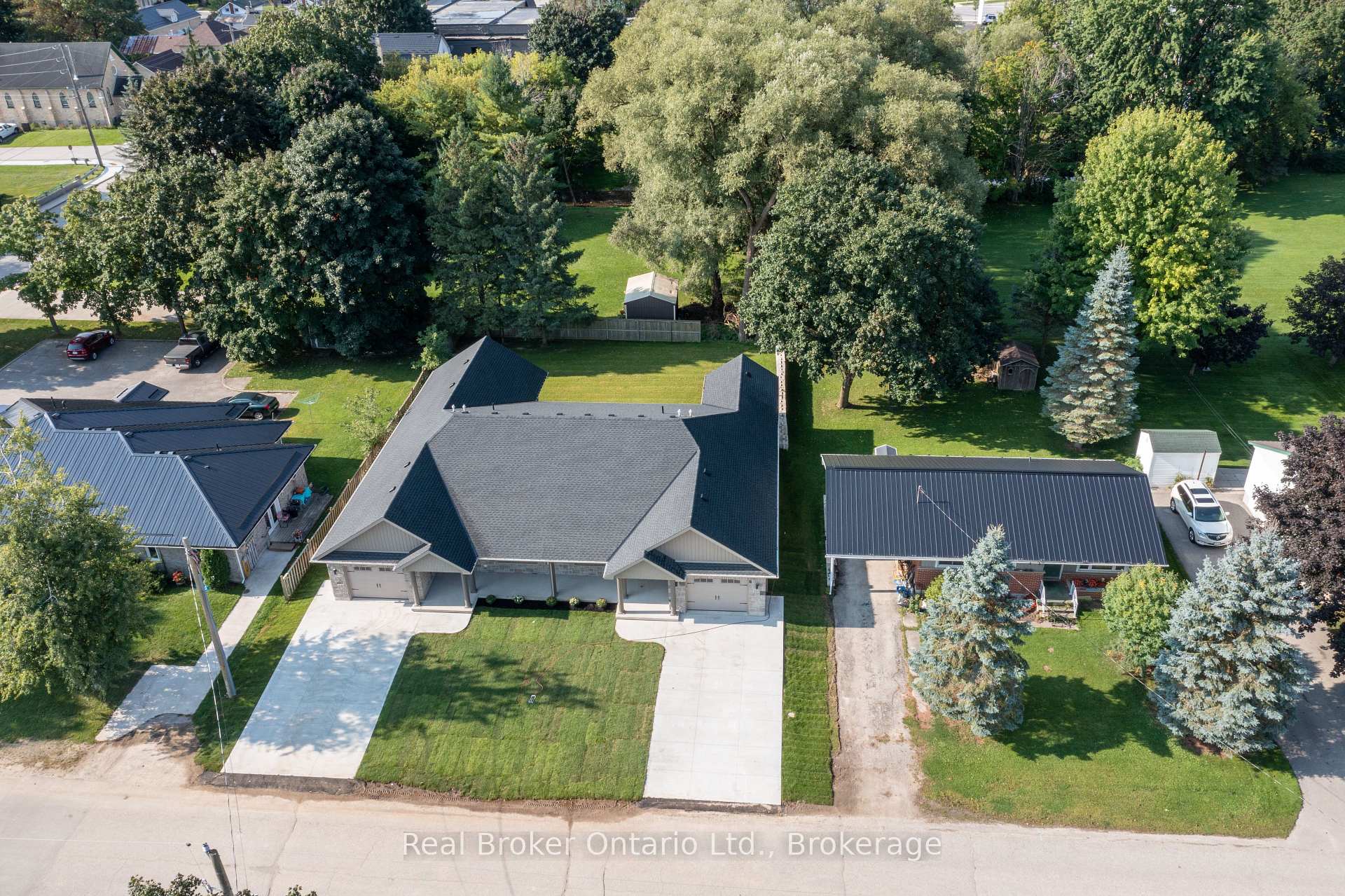 Photo 2 of 92 & 94 King Street S, Minto — HOMEH