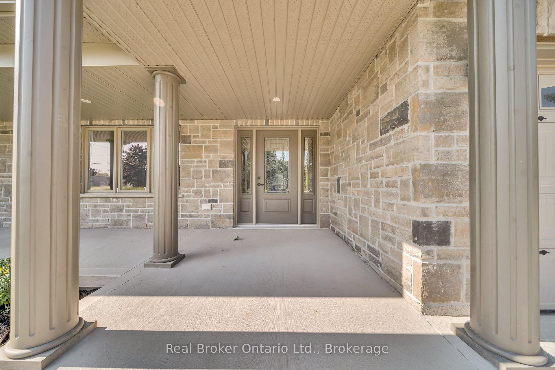 Photo 4 of 92 & 94 King Street S, Minto — HOMEH