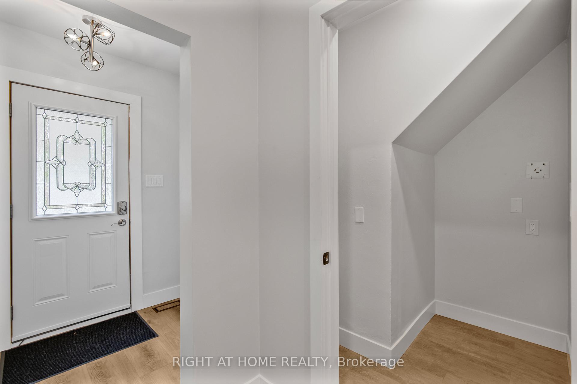 Photo 7 of Unit 1, 166 Julian Avenue, Hamilton, Normanhurst — HOMEH
