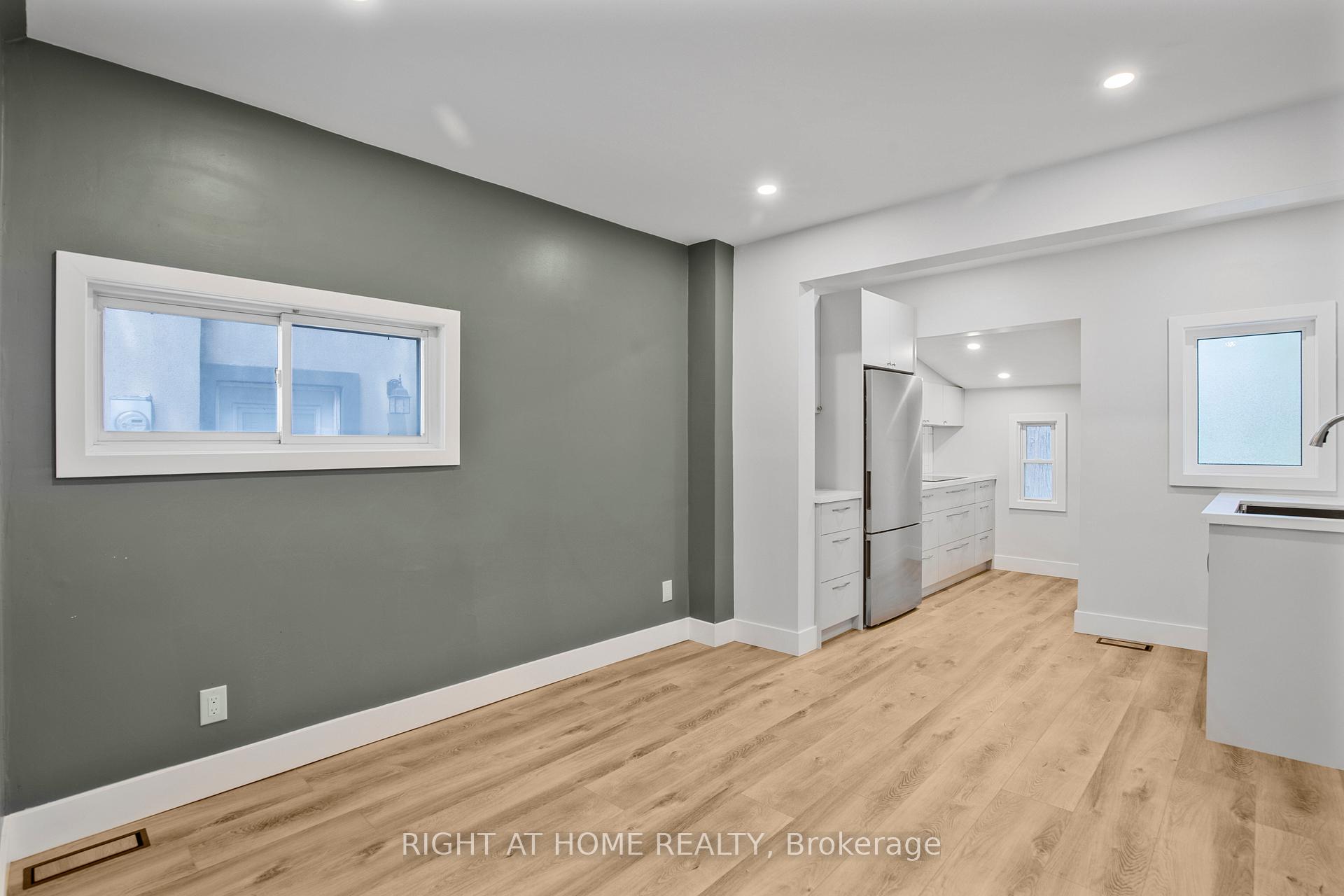 Photo 11 of Unit 1, 166 Julian Avenue, Hamilton, Normanhurst — HOMEH