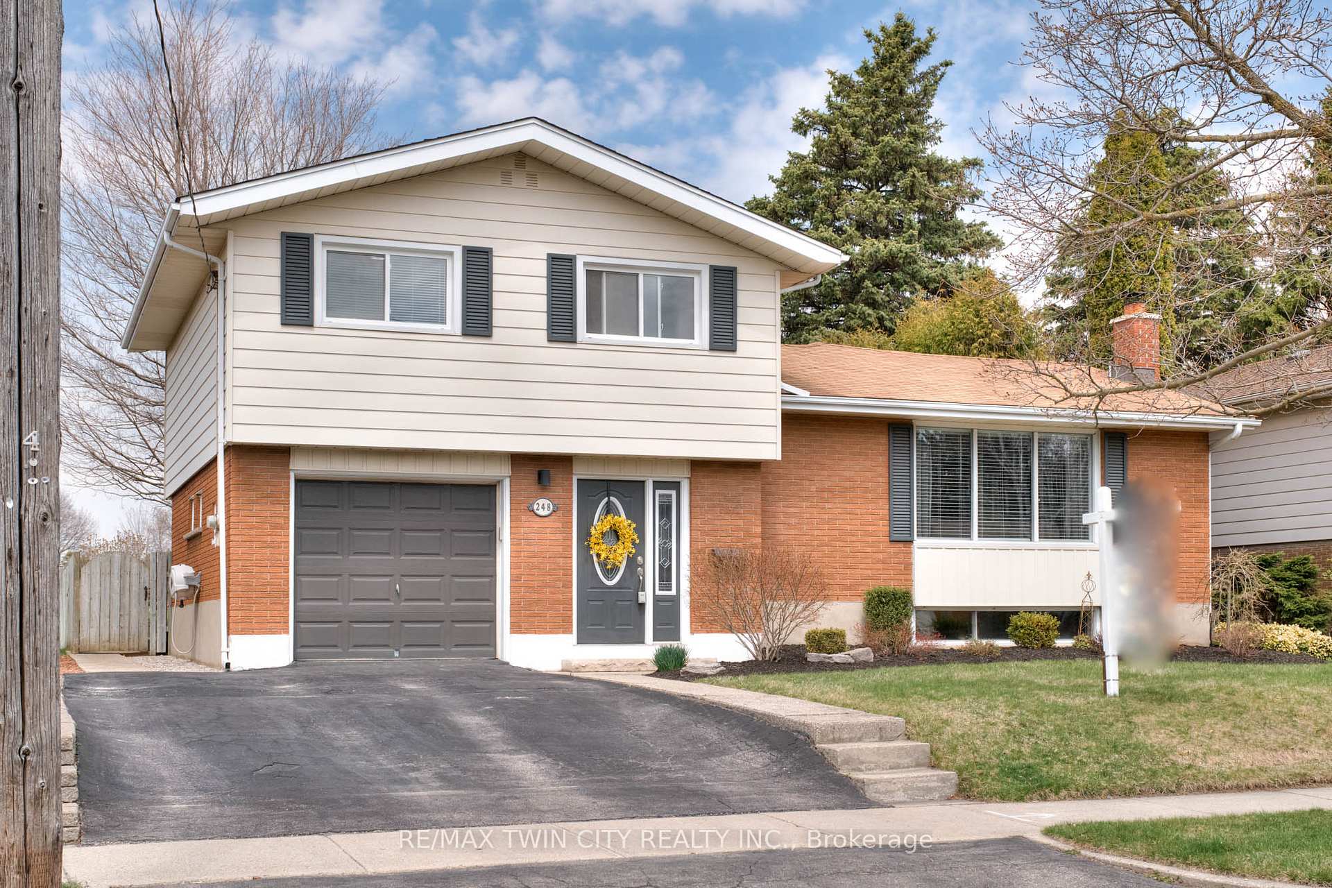 Photo 1 of 248 Kenneth Avenue, Kitchener — HOMEH