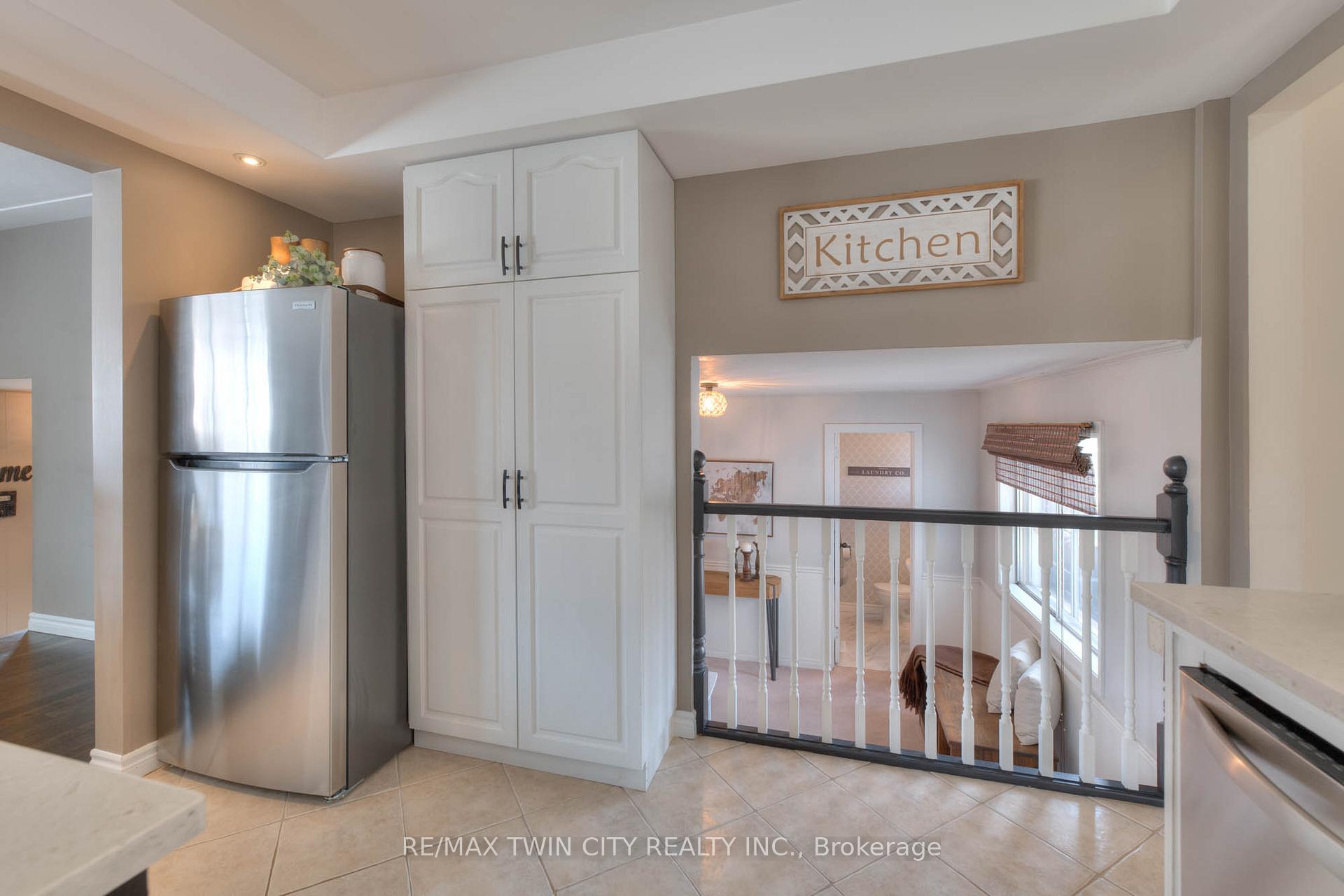 Photo 18 of 248 Kenneth Avenue, Kitchener — HOMEH