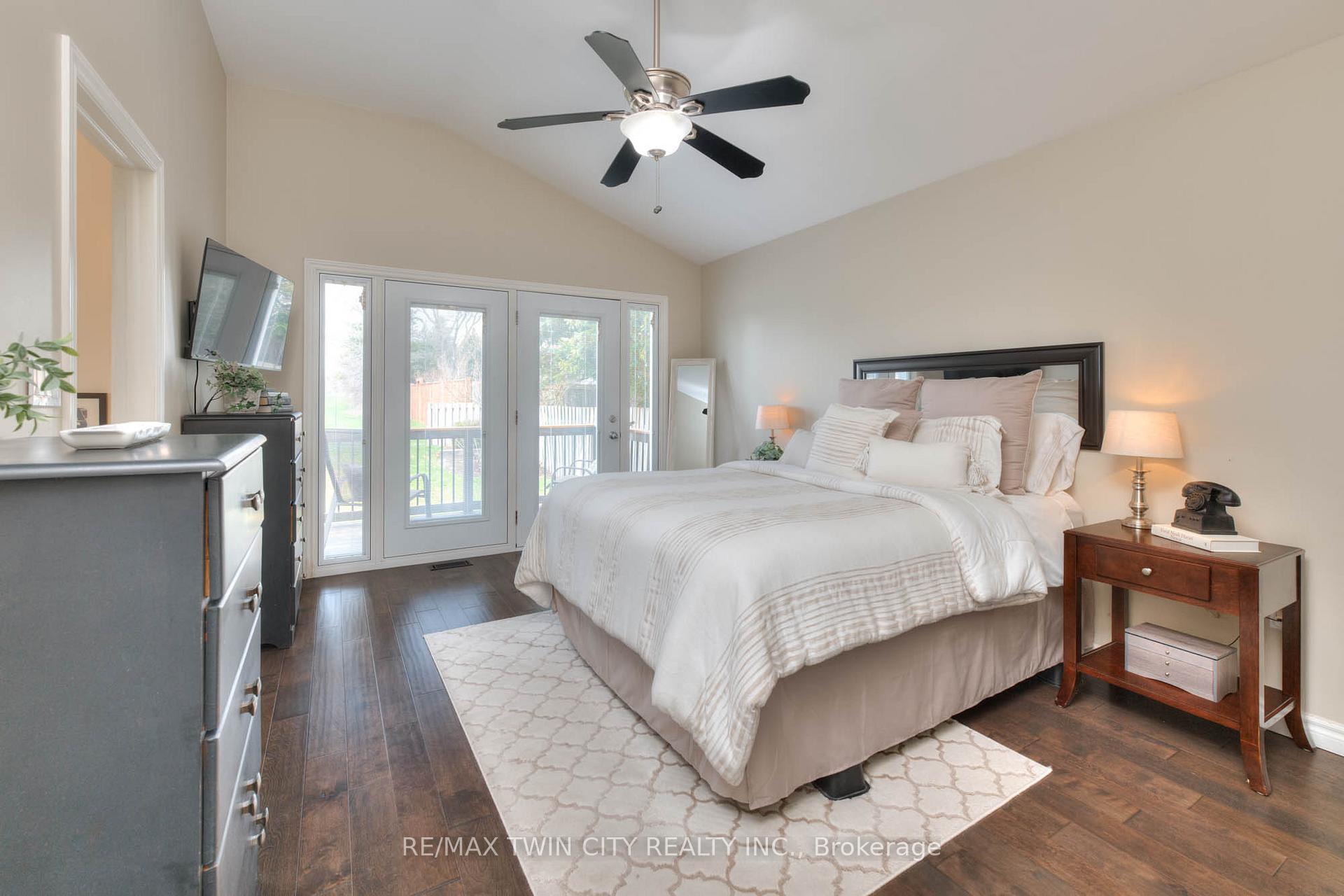 Photo 22 of 248 Kenneth Avenue, Kitchener — HOMEH