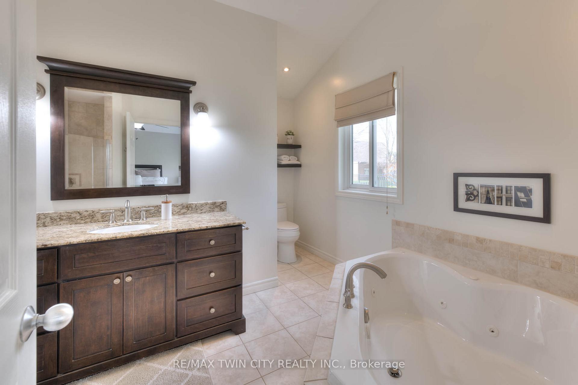 Photo 26 of 248 Kenneth Avenue, Kitchener — HOMEH