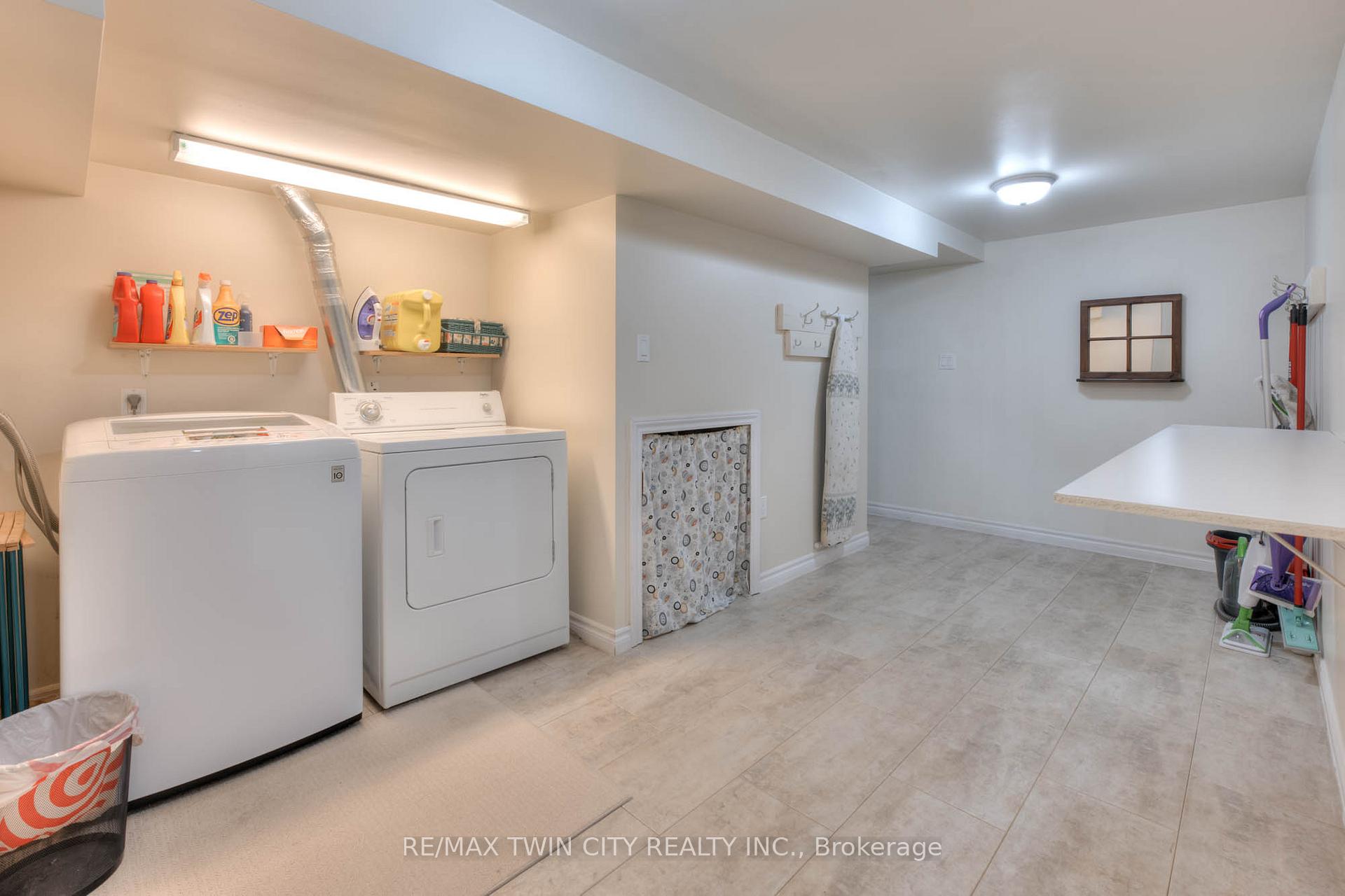 Photo 35 of 248 Kenneth Avenue, Kitchener — HOMEH