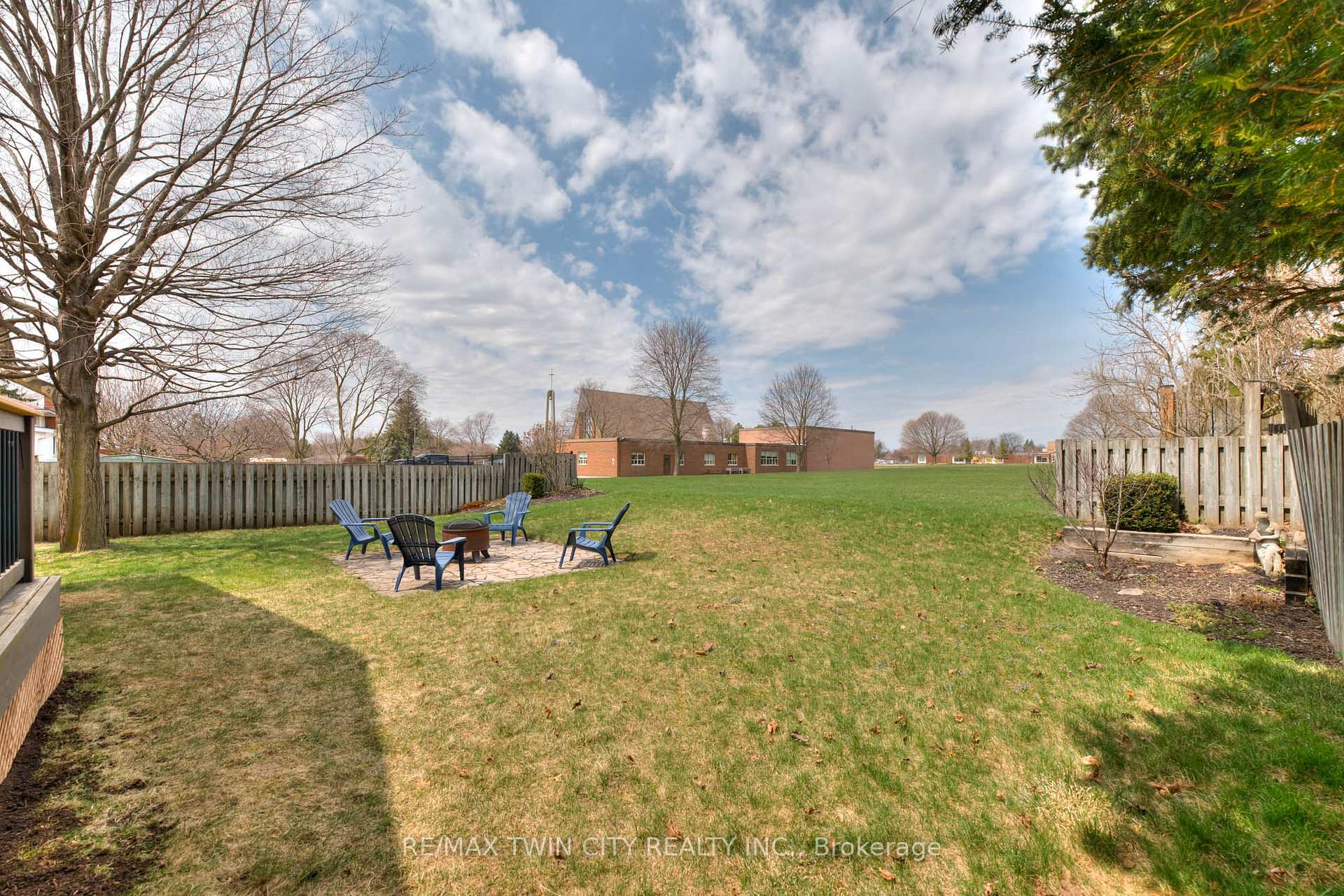 Photo 45 of 248 Kenneth Avenue, Kitchener — HOMEH