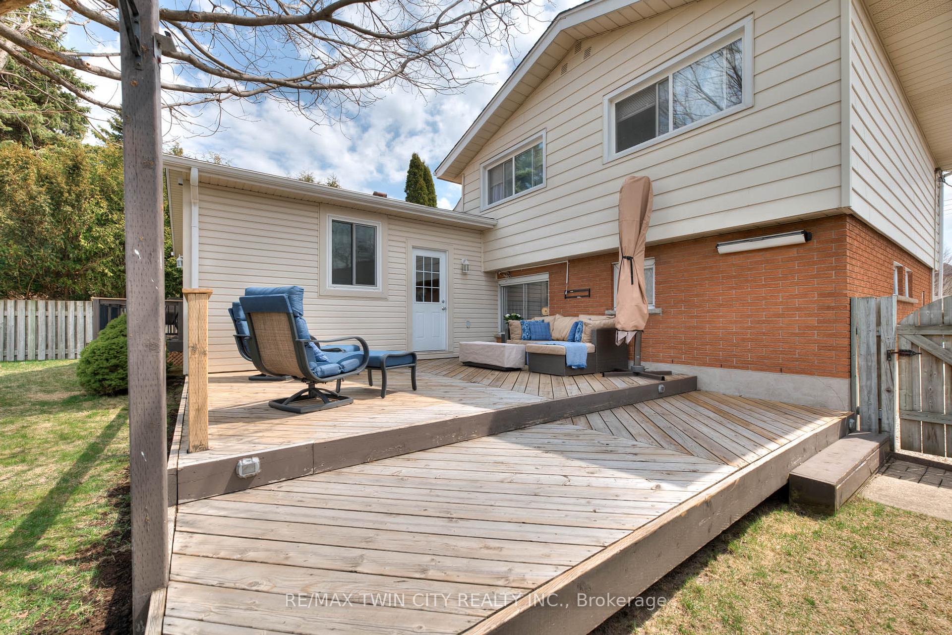 Photo 48 of 248 Kenneth Avenue, Kitchener — HOMEH