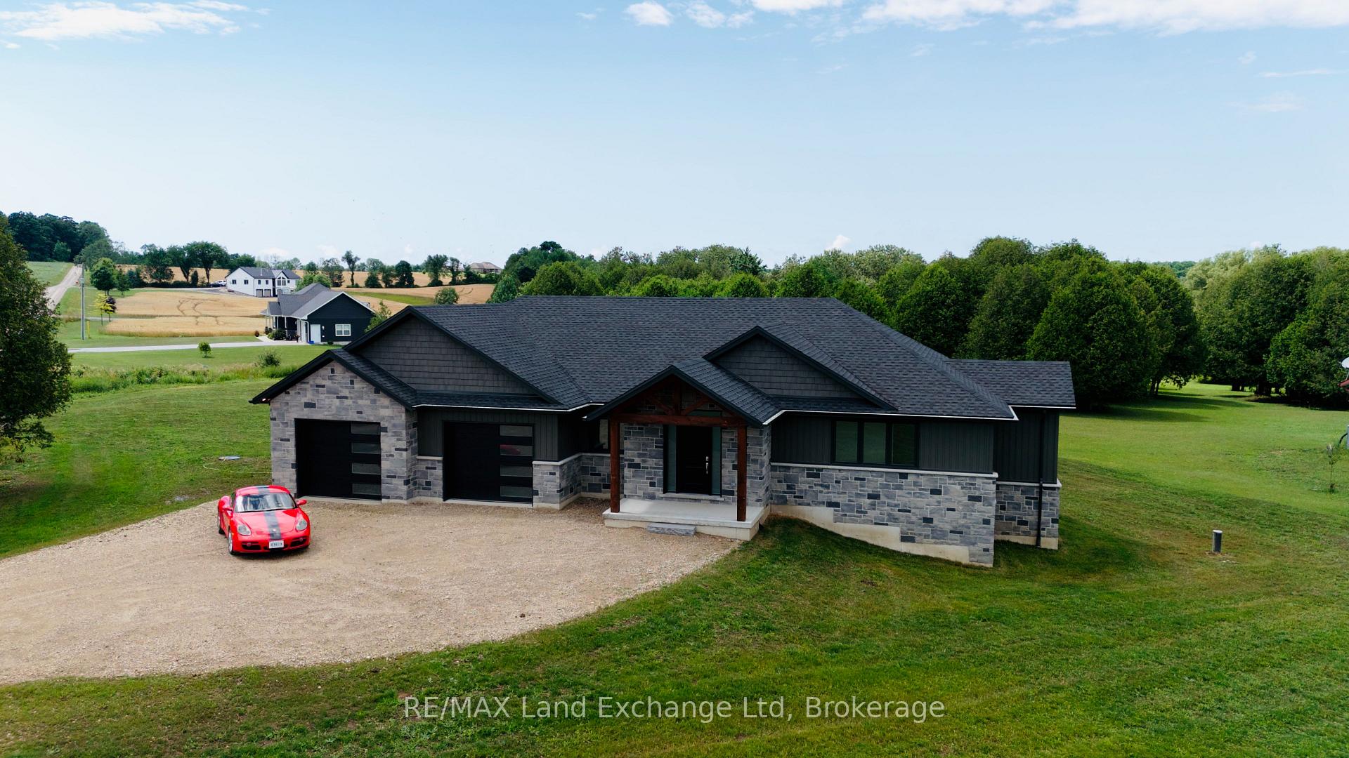 Photo 2 of 6450 Given Road, Minto — HOMEH