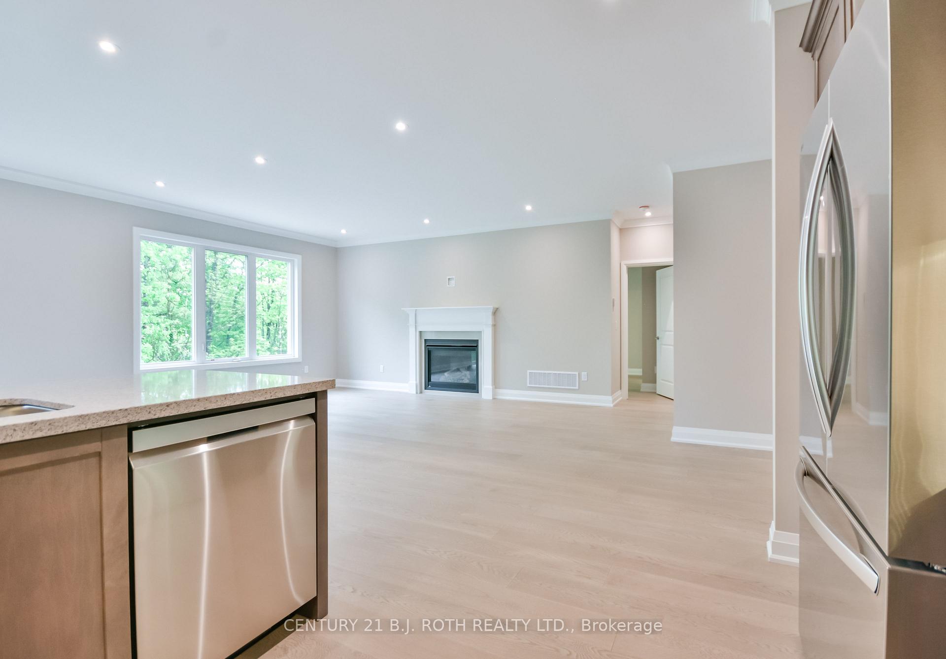 Photo 4 of 433 Russ Howard Drive, Midland — HOMEH