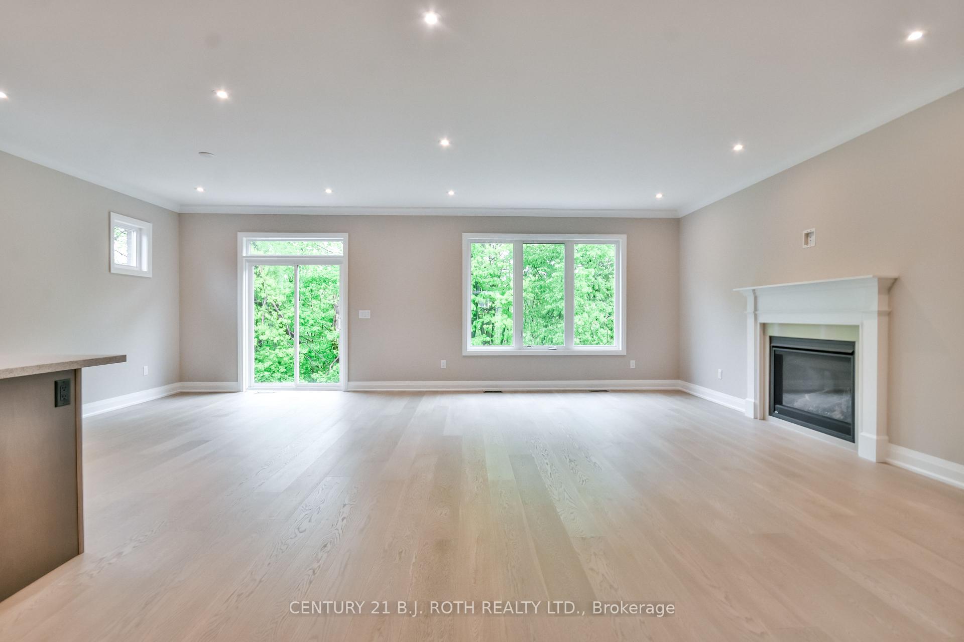 Photo 10 of 433 Russ Howard Drive, Midland — HOMEH