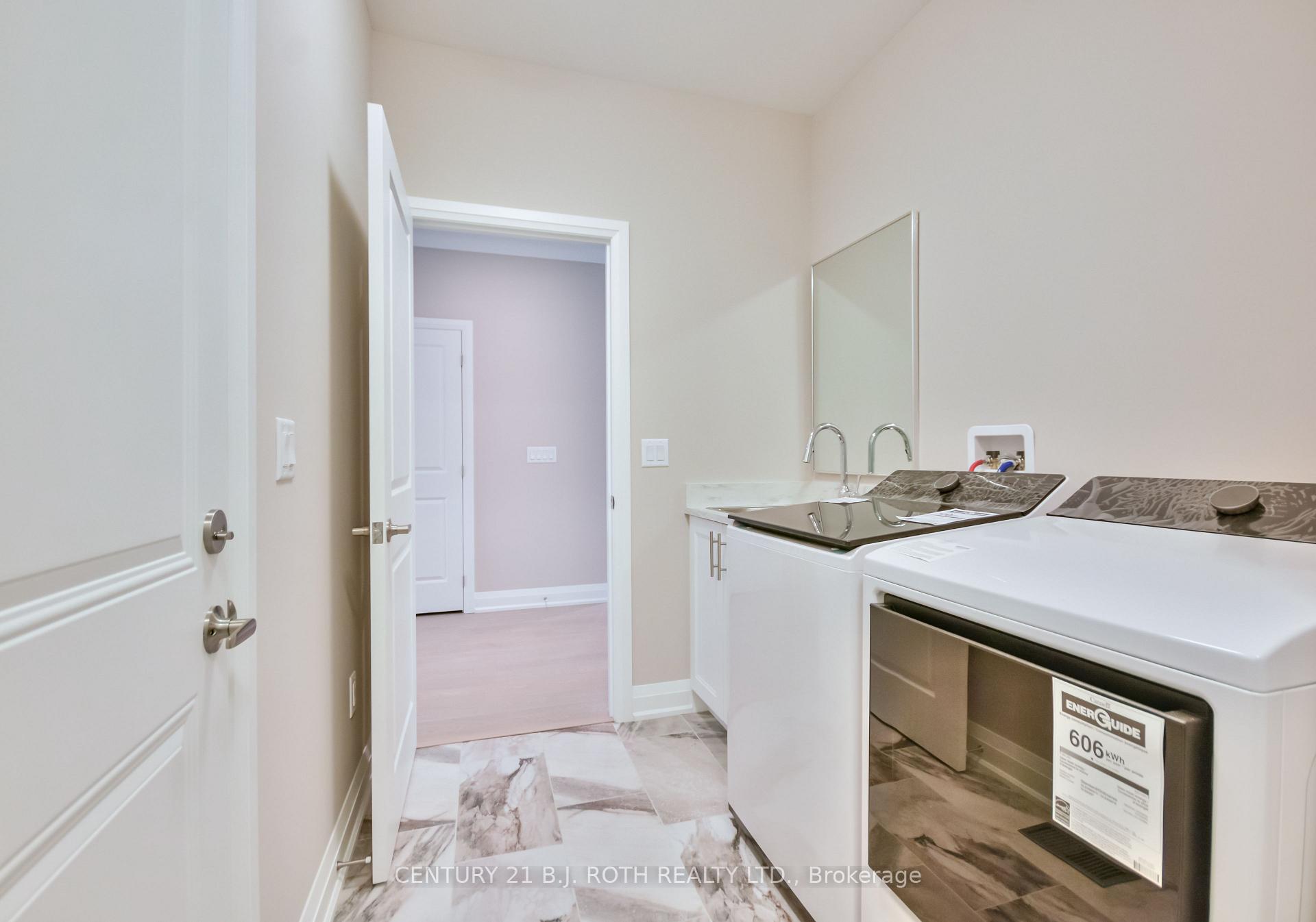 Photo 12 of 433 Russ Howard Drive, Midland — HOMEH