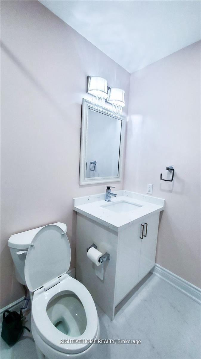 Photo 27 of 28 Baywood Court, Markham, Royal Orchard — HOMEH