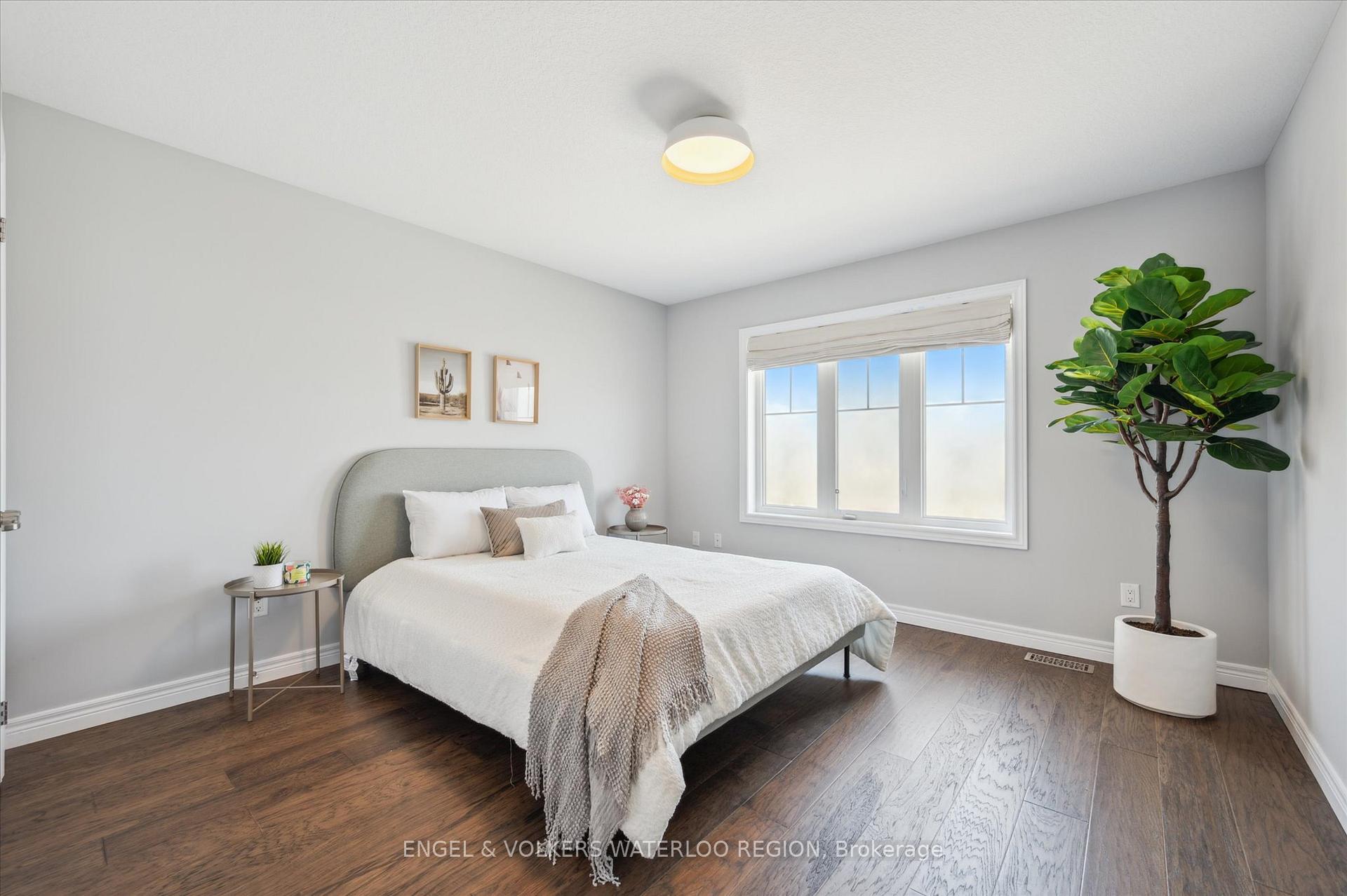 Photo 27 of 60 Condor Street, Kitchener — HOMEH