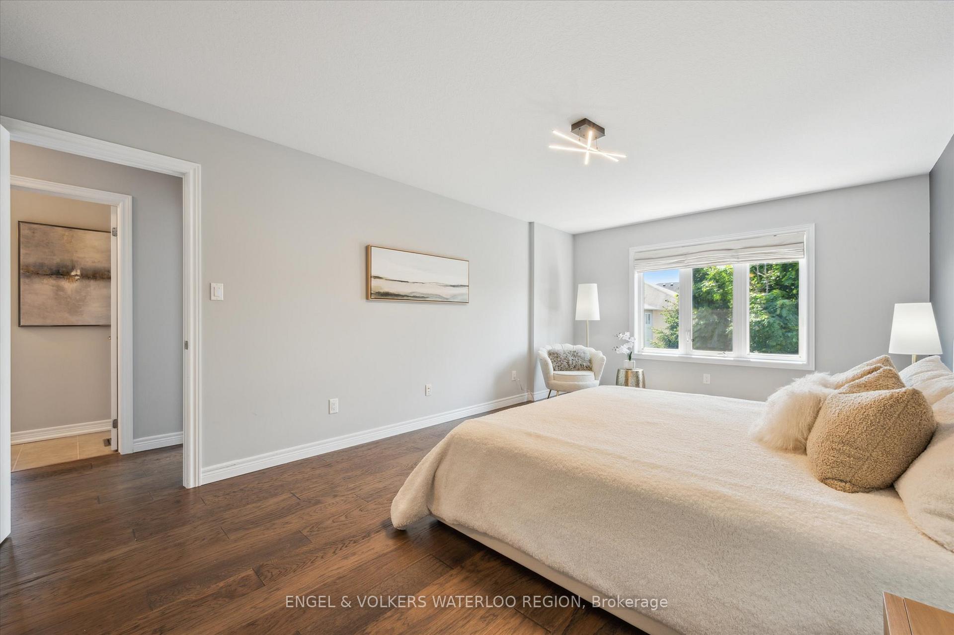 Photo 35 of 60 Condor Street, Kitchener — HOMEH