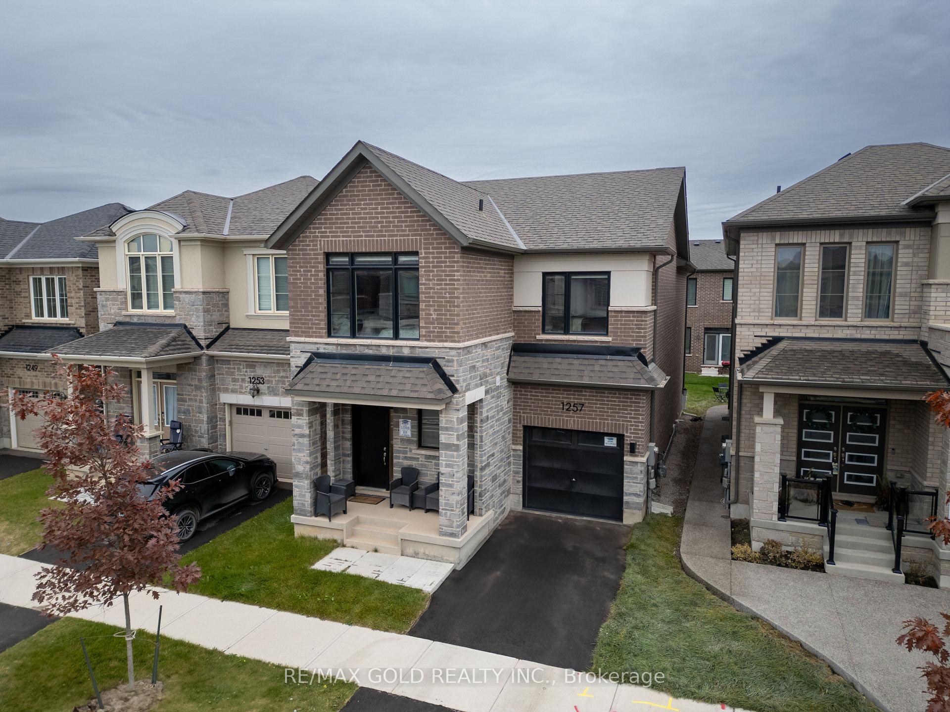 Photo 9 of 1257 Trudeau Drive, Milton, Bowes — HOMEH
