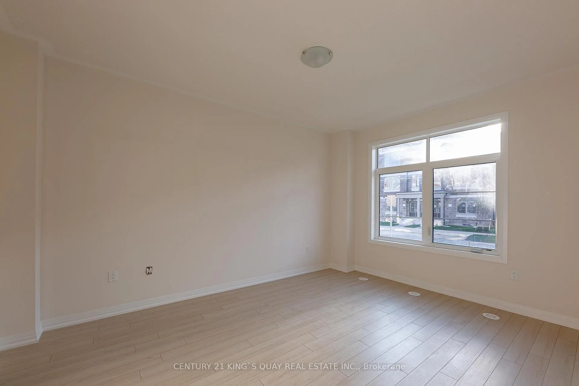 Photo 3 of 35 Floyd Ford Way, Markham, Box Grove — HOMEH