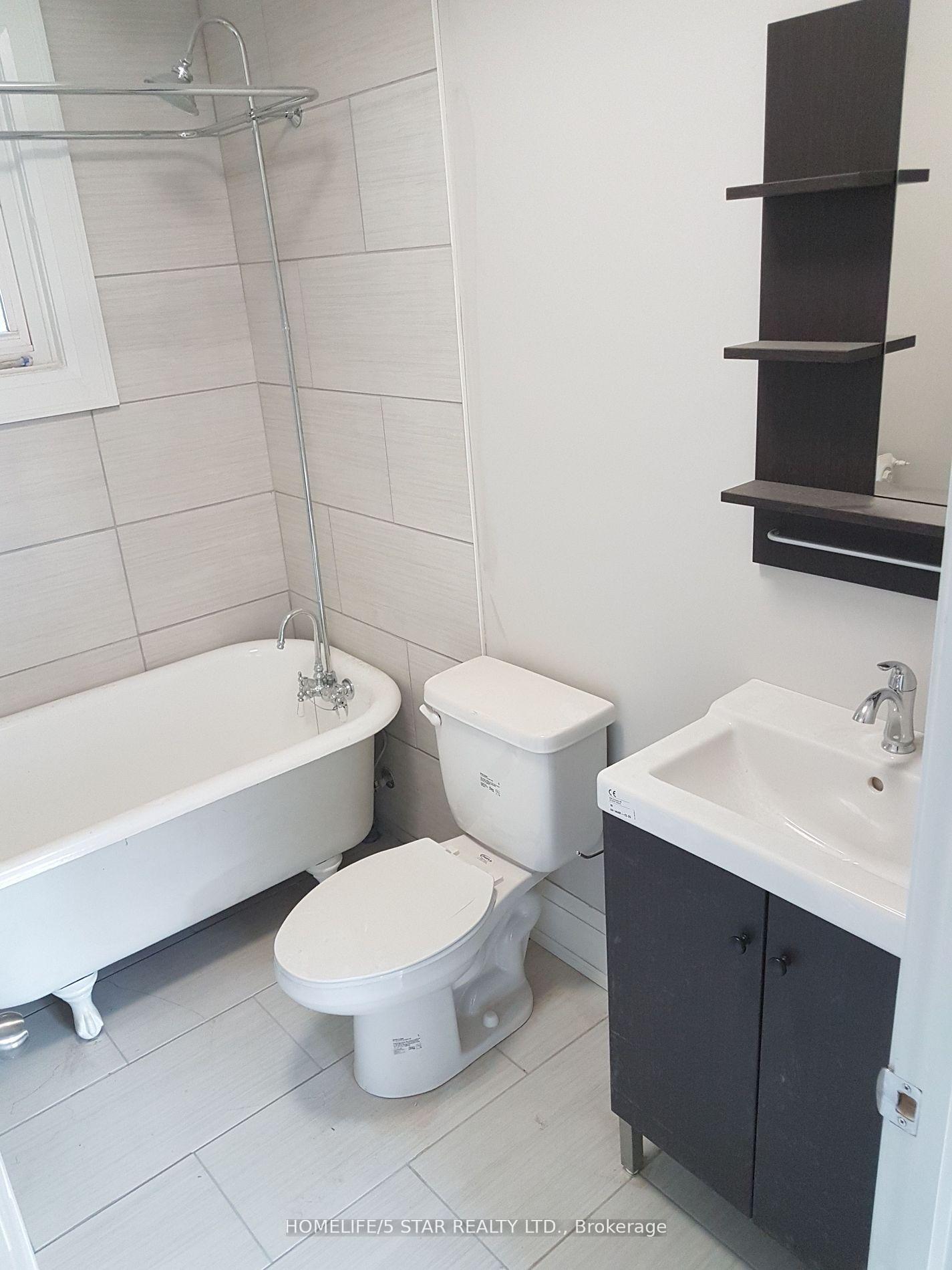 Photo 6 of Unit 8, 7 Connaught Avenue S, Hamilton, Stipley — HOMEH