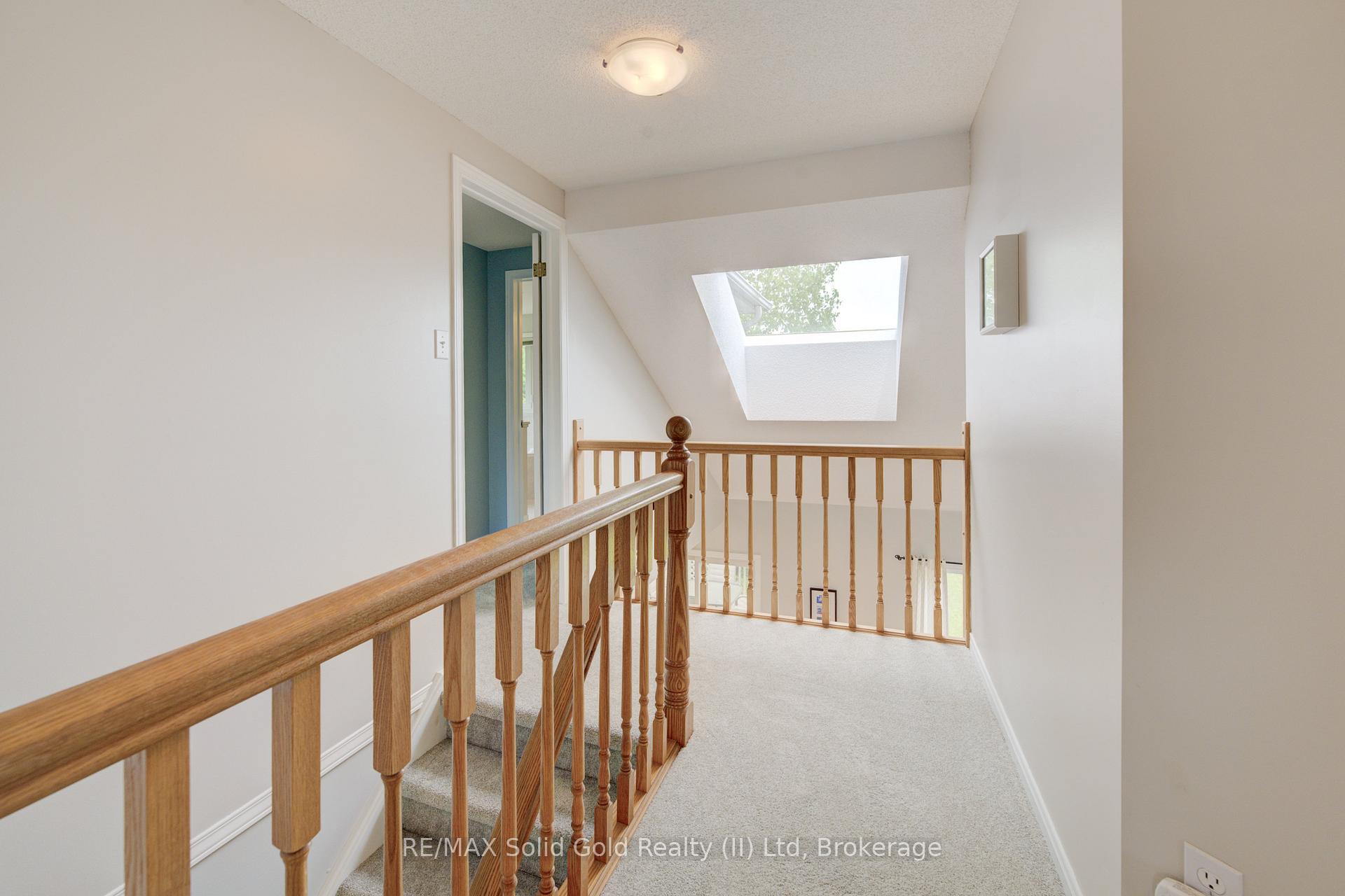 Photo 26 of 146 Westforest Trail, Kitchener — HOMEH