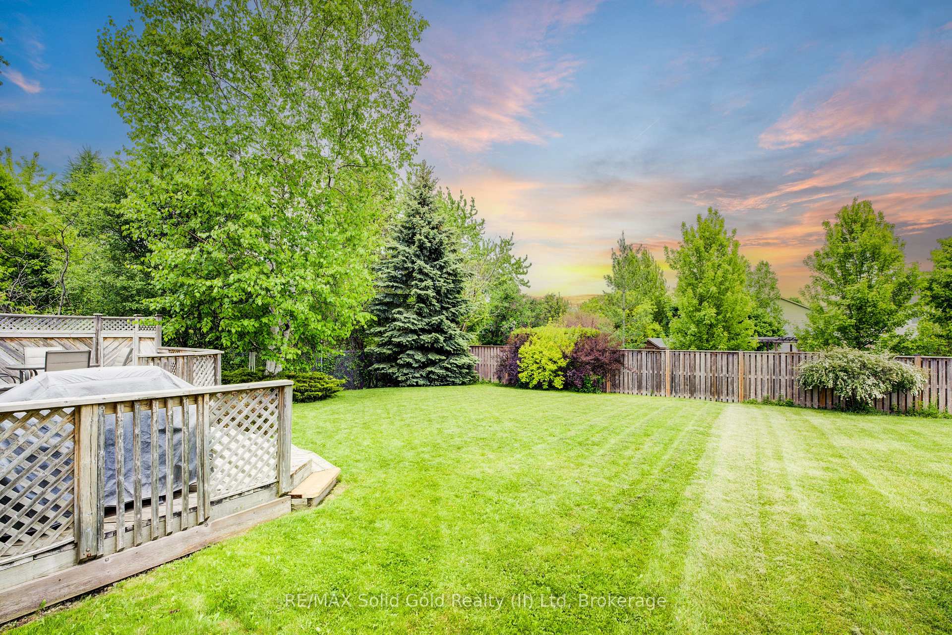 Photo 33 of 146 Westforest Trail, Kitchener — HOMEH