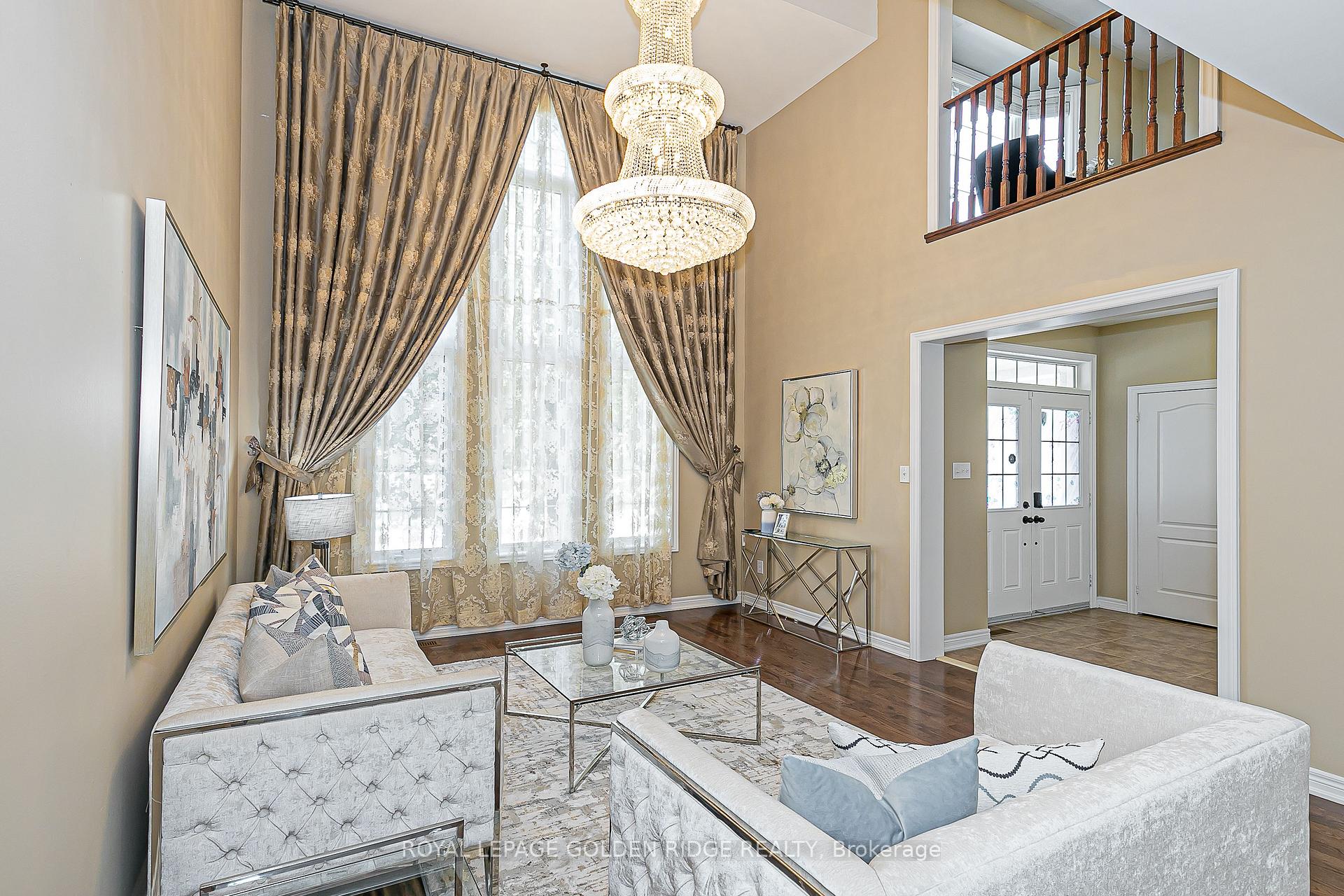 Photo 6 of 12 Golden Meadow Drive, Markham, Wismer — HOMEH