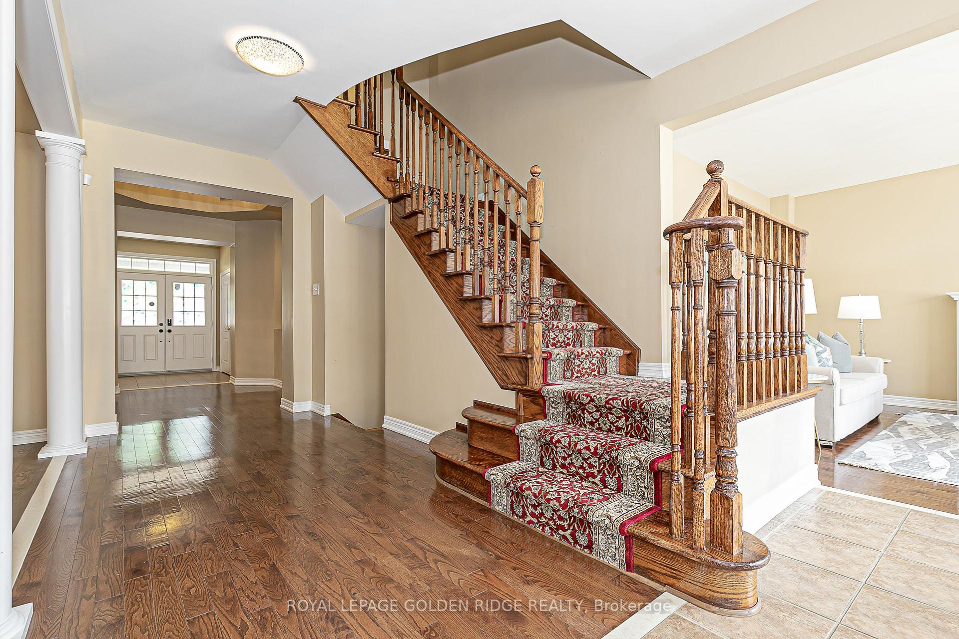 Photo 13 of 12 Golden Meadow Drive, Markham, Wismer — HOMEH