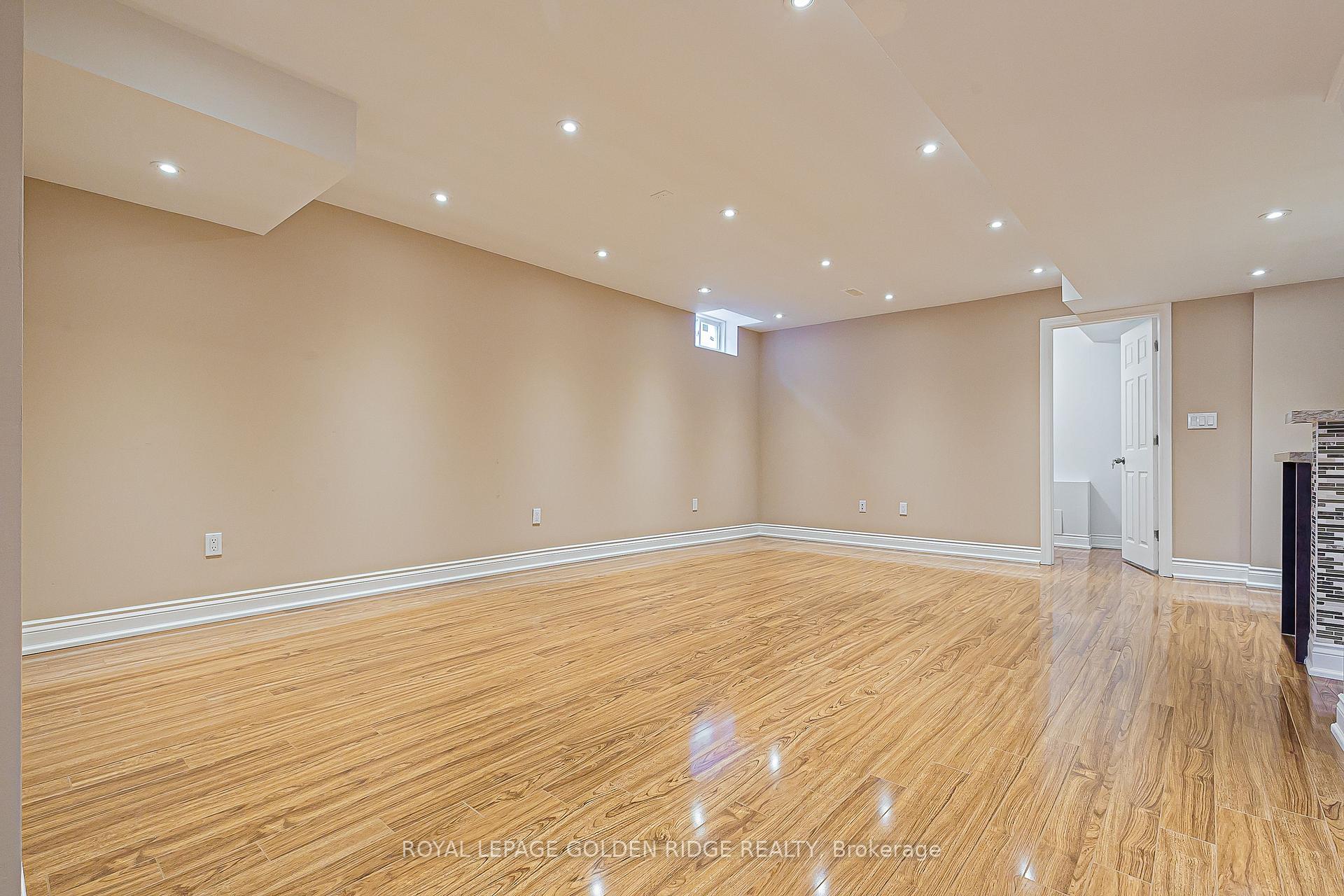 Photo 42 of 12 Golden Meadow Drive, Markham, Wismer — HOMEH